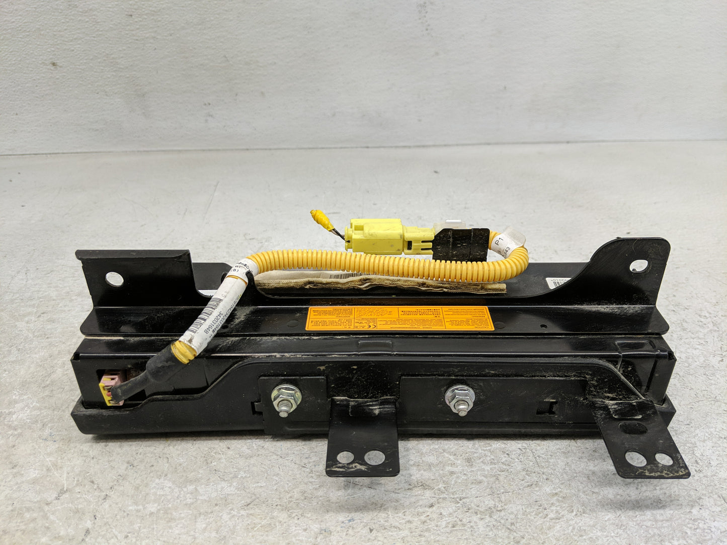 2016-2020 Kia Optima Air Bag Driver Left Knee OEM P/N:56970D500WK Fits Fits 2016 2017 2018 2019 2020 OEM Used Auto Parts - O