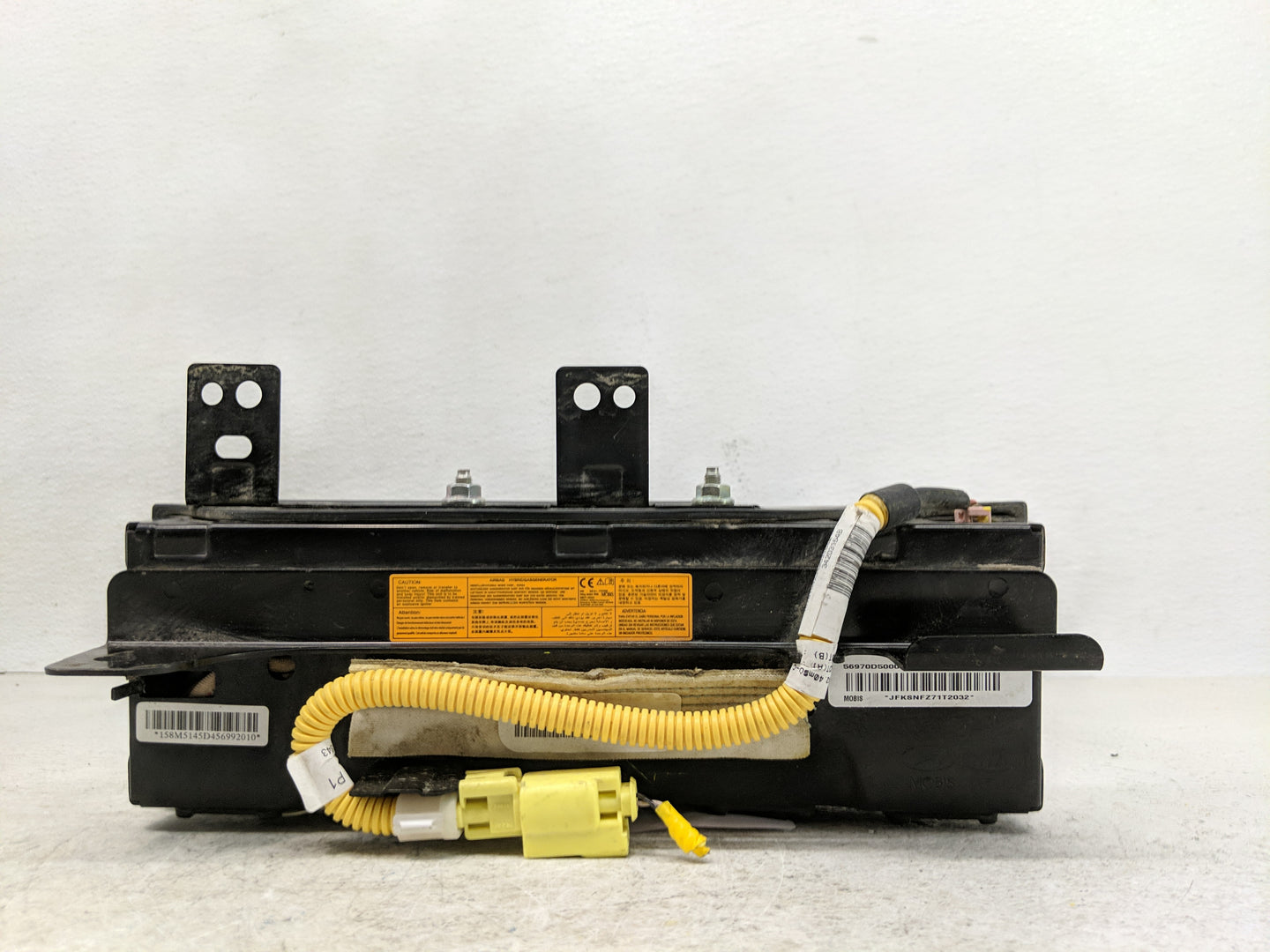 2016-2020 Kia Optima Air Bag Driver Left Knee OEM P/N:56970D500WK Fits Fits 2016 2017 2018 2019 2020 OEM Used Auto Parts - O