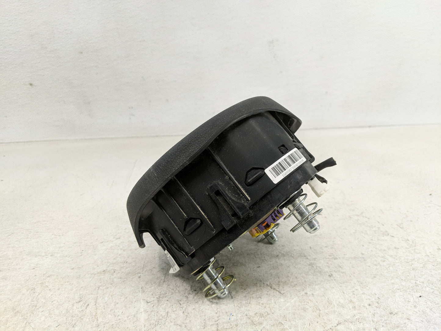 2016-2018 Kia Optima Air Bag Driver Left Steering Wheel Mounted Fits Fits 2016 2017 2018 OEM Used Auto Parts - Oemusedautopa