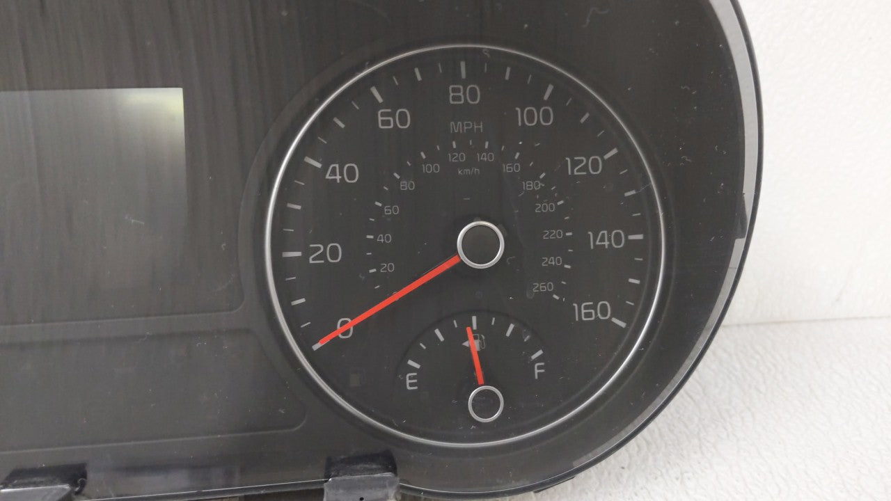 2016-2018 Kia Optima Instrument Cluster Speedometer Gauges P/N:94001-D4780 Fits Fits 2016 2017 2018 OEM Used Auto Parts - Oe