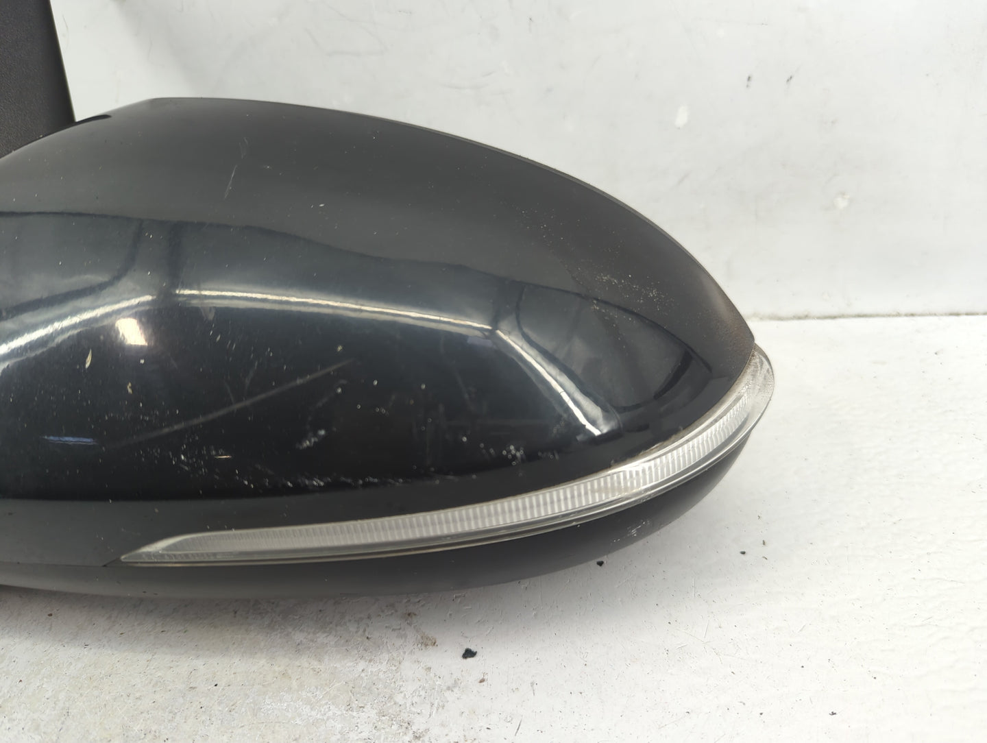 2016-2018 Kia Optima Driver Side View Mirror - Left Door Mirror OEM Used - Oemusedautoparts1.com