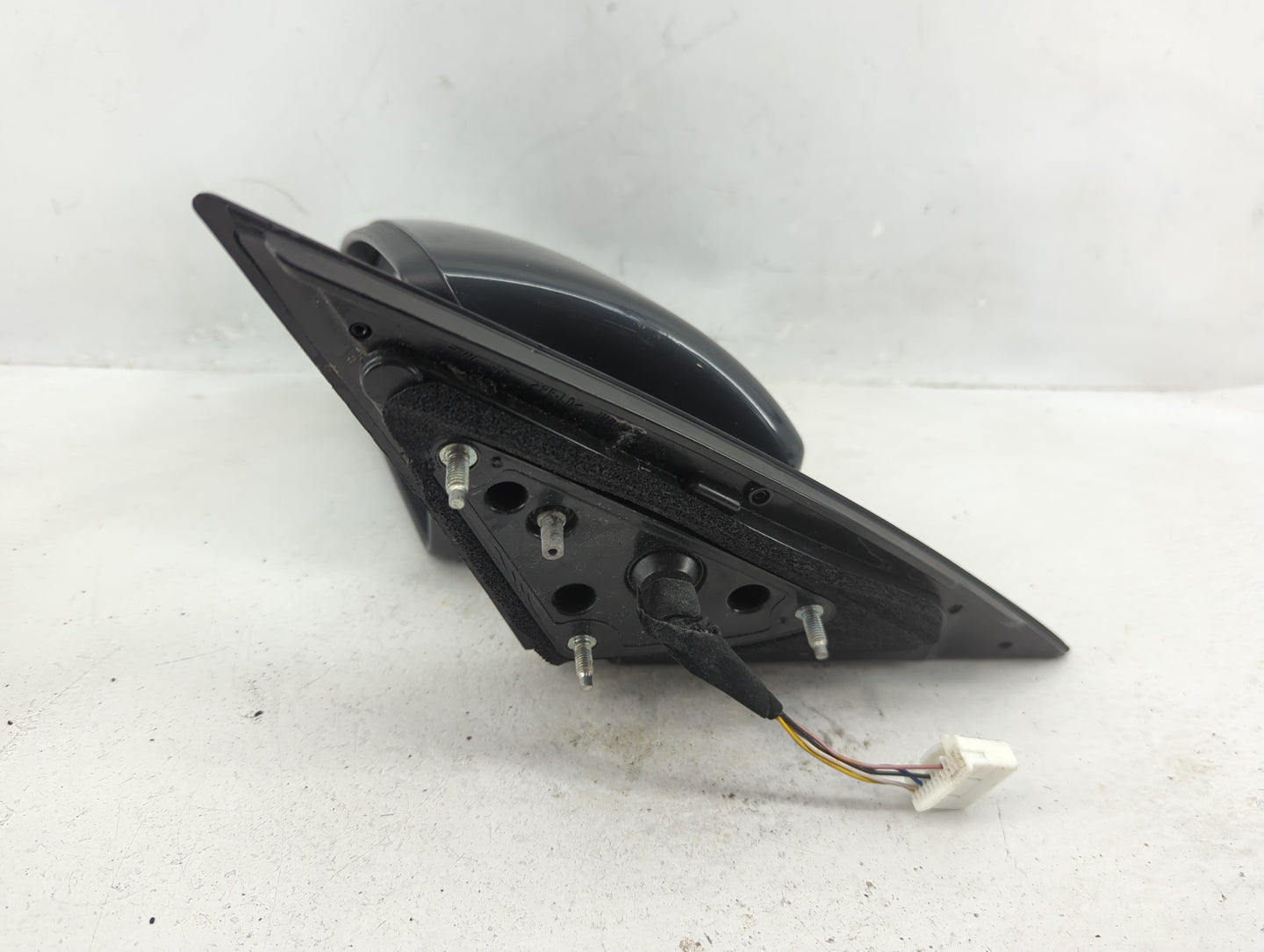 2016-2018 Kia Optima Driver Side View Mirror - Left Door Mirror OEM Used - Oemusedautoparts1.com
