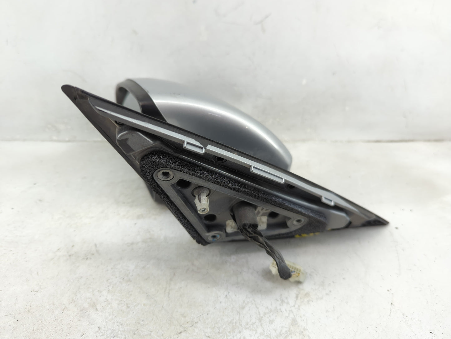 2016-2018 Kia Optima Driver Side View Mirror - Left Door Mirror OEM Used - Oemusedautoparts1.com