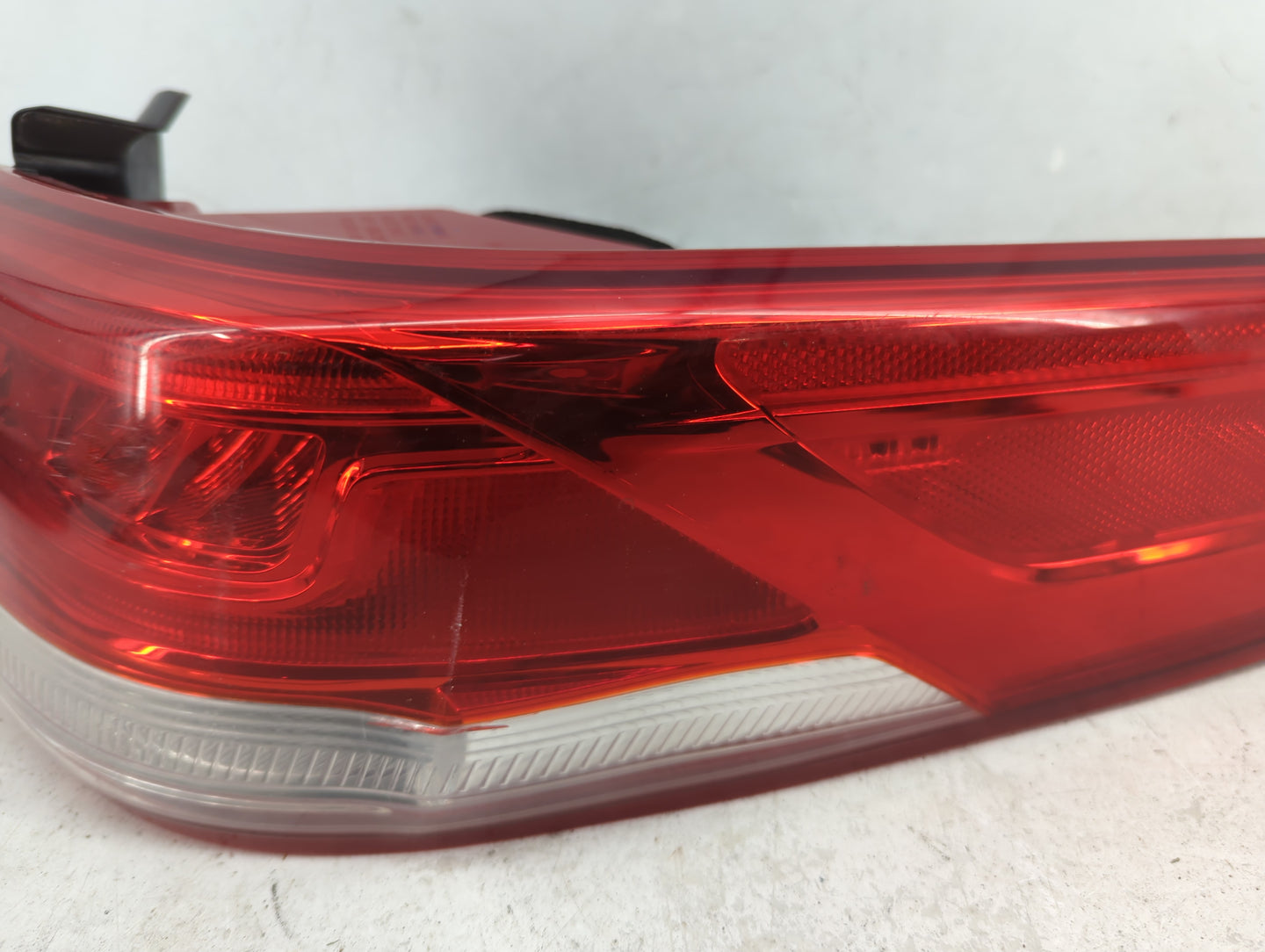 2016-2019 Kia Optima Tail Light Assembly Passenger Right OEM Fits Fits 2016 2017 2018 2019 OEM Used Auto Parts - Oemusedauto