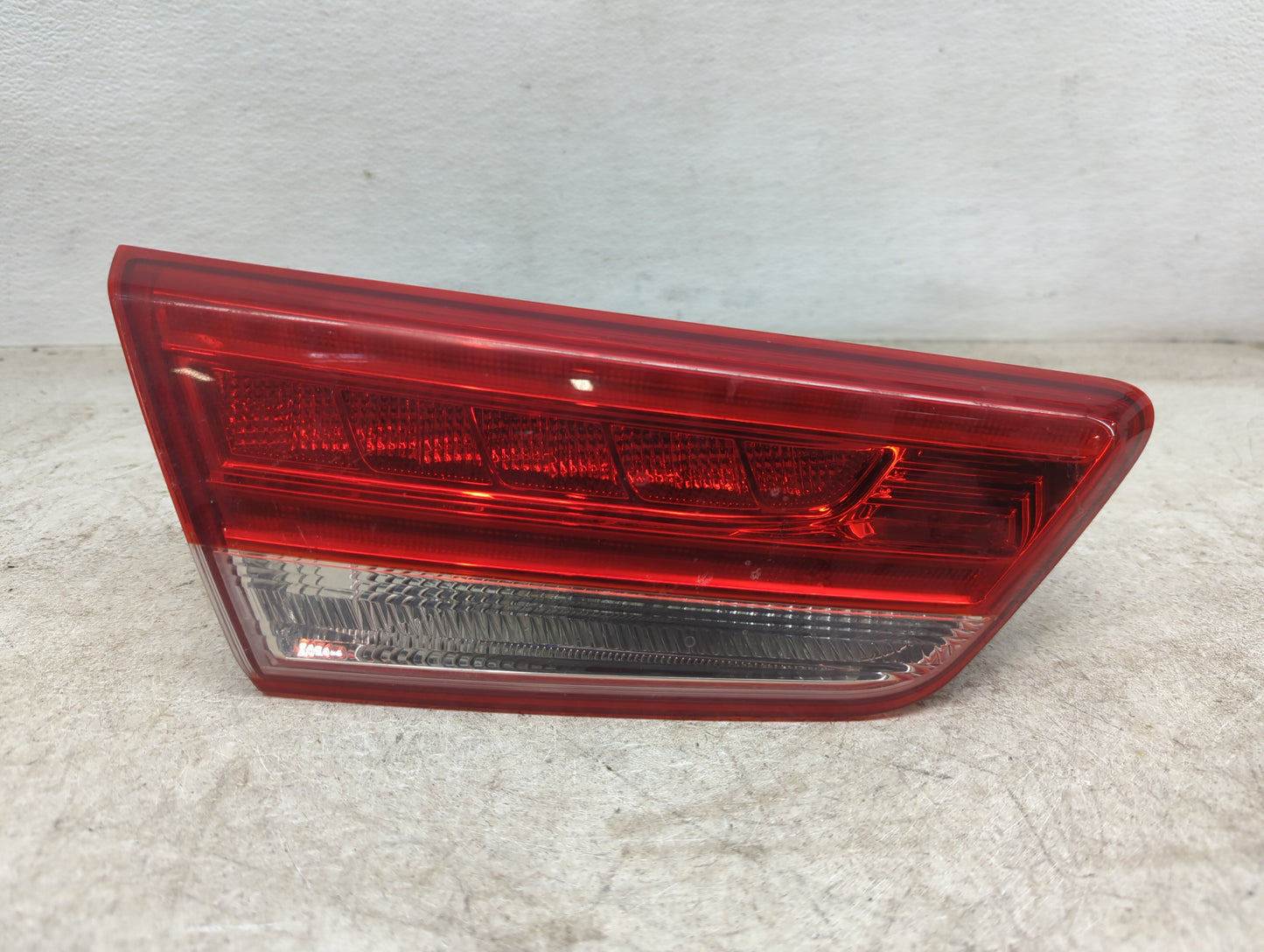 2016-2019 Kia Optima Tail Light Assembly Driver Left OEM P/N:92403-D4 Fits Fits 2016 2017 2018 2019 OEM Used Auto Parts - Oe
