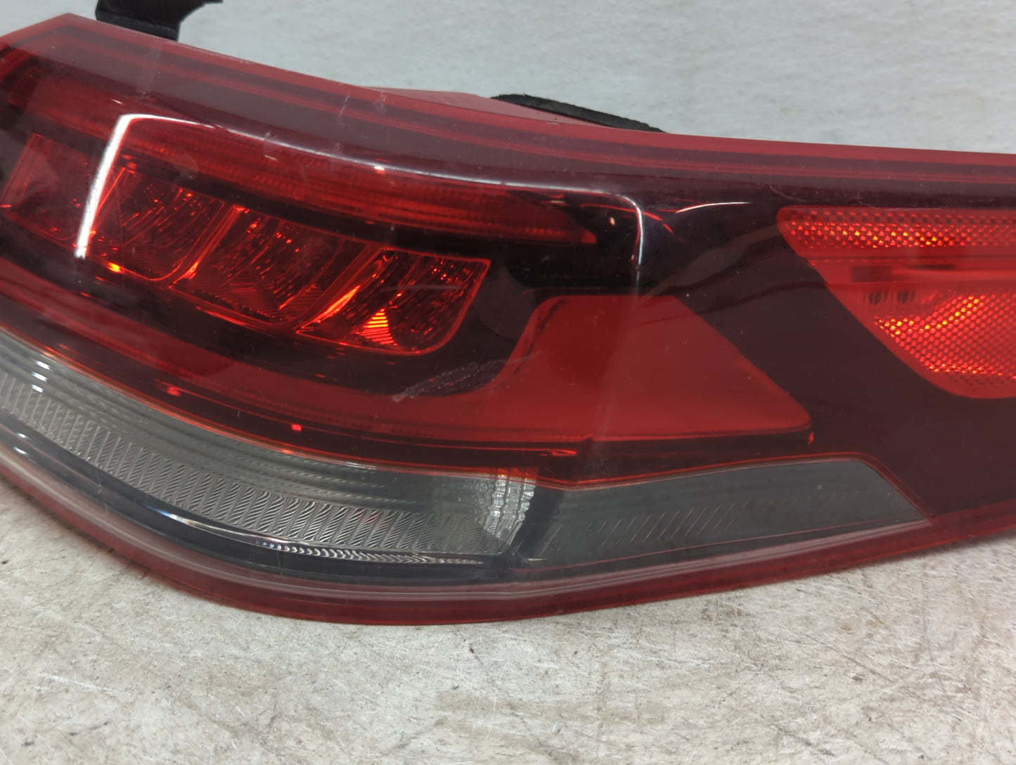 2016-2018 Kia Optima Tail Light Assembly Passenger Right OEM P/N:92402-D4 Fits Fits 2016 2017 2018 OEM Used Auto Parts - Oem