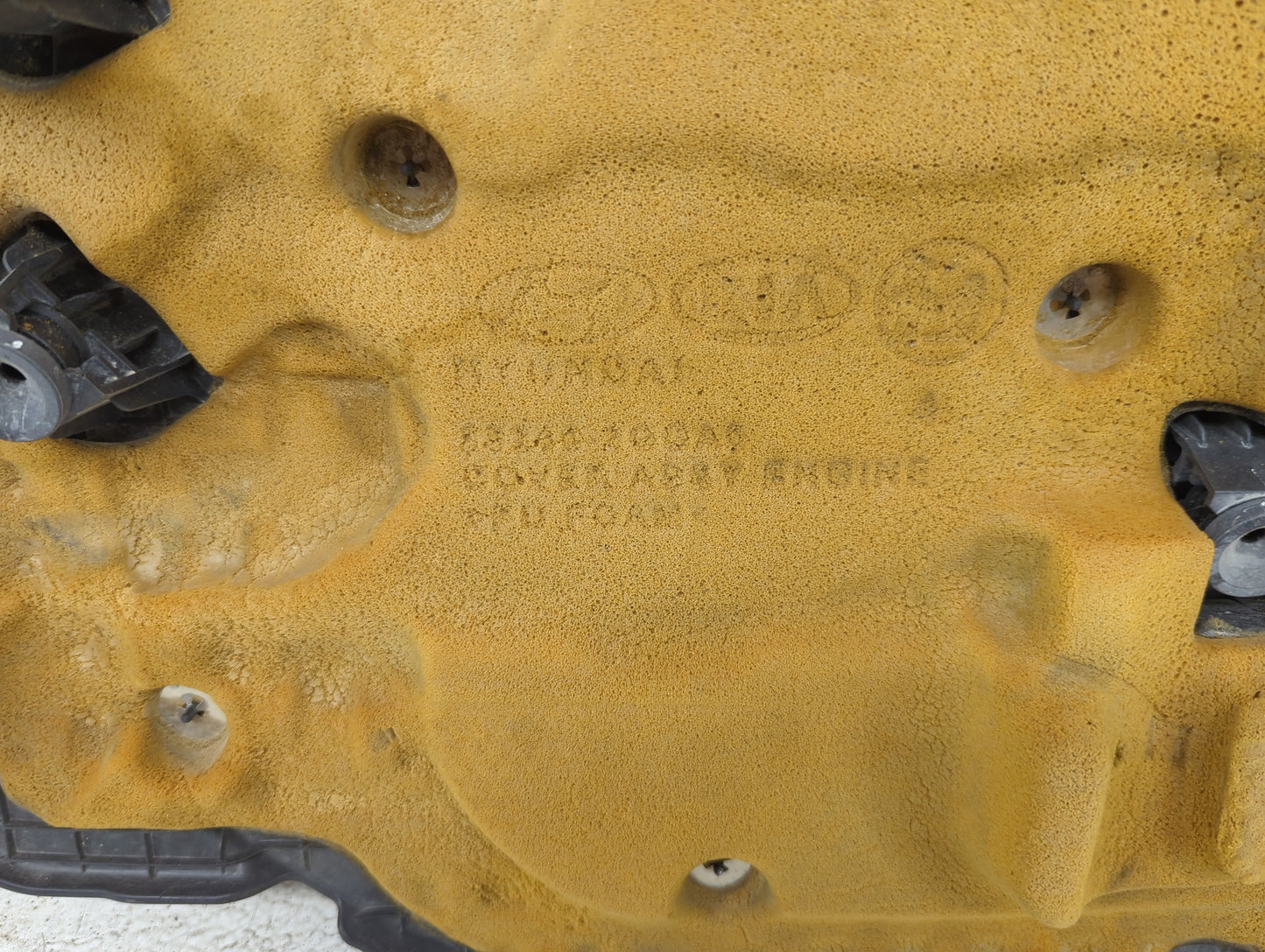 2016 Kia Optima Engine Cover - Oemusedautoparts1.com