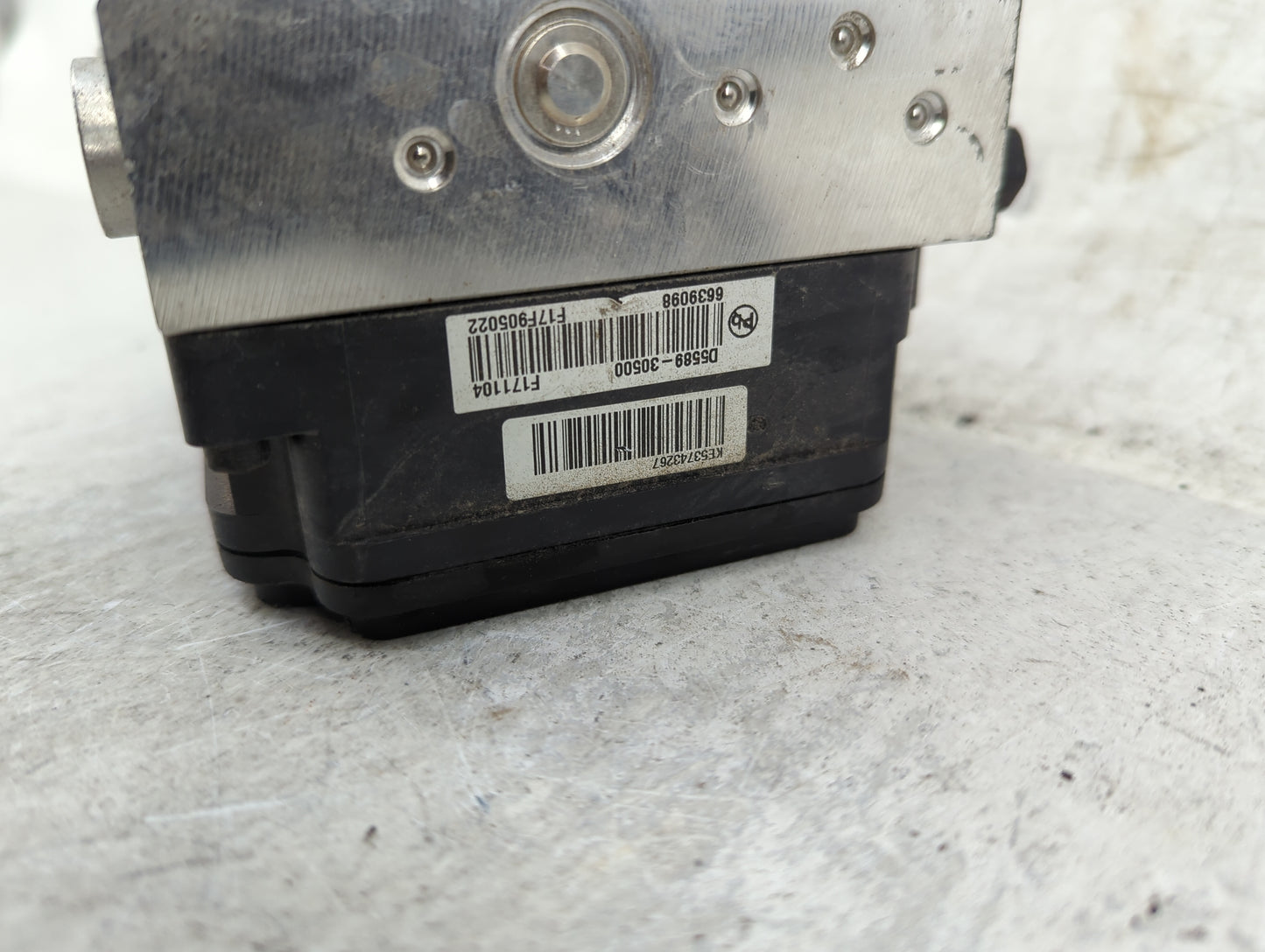 2016-2018 Kia Optima ABS Pump Control Module Replacement P/N:D5589-30500 Fits Fits 2016 2017 2018 OEM Used Auto Parts - Oemu