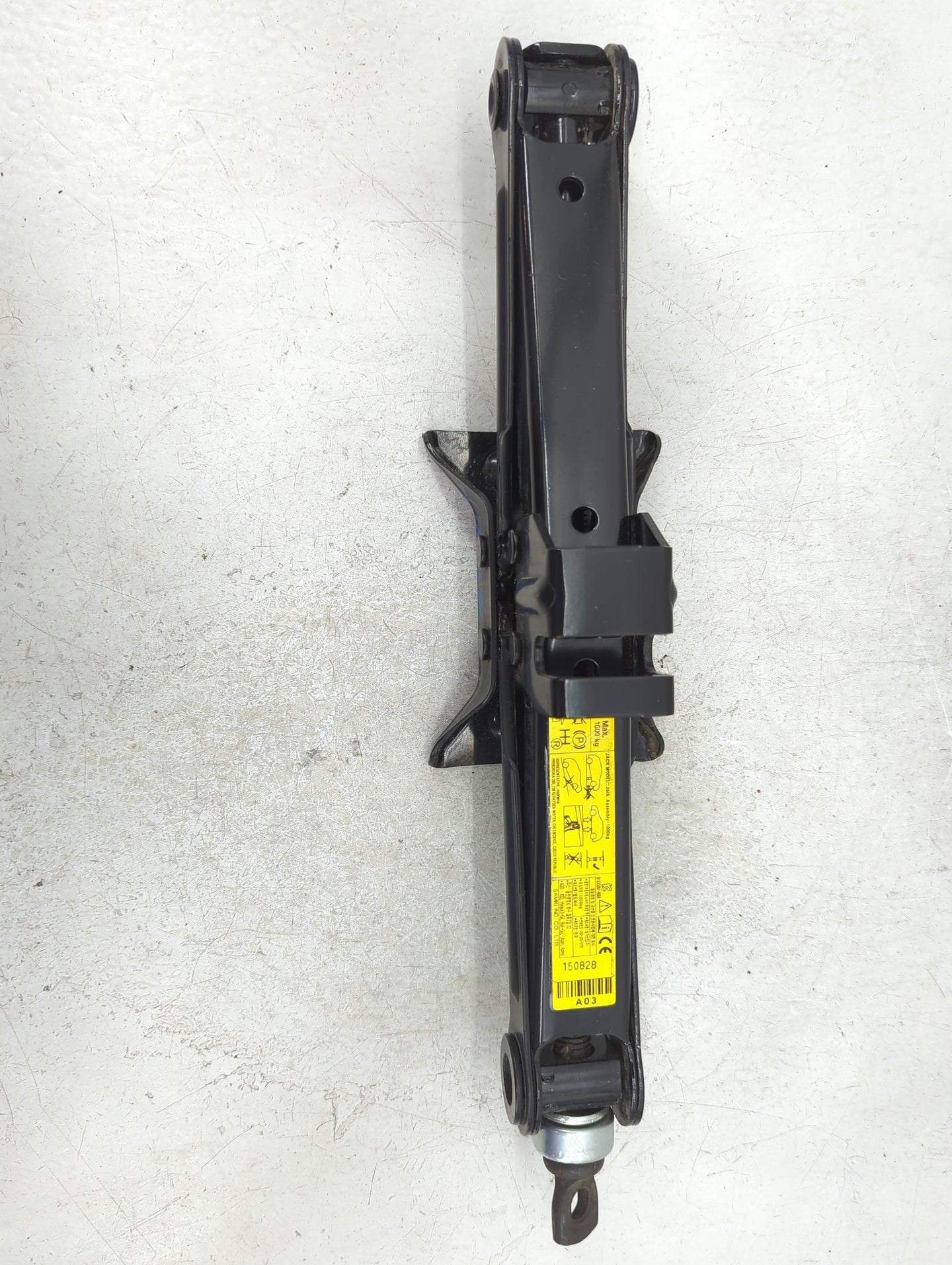2016 Kia Optima Spare Scissor Car Jack - Oemusedautoparts1.com