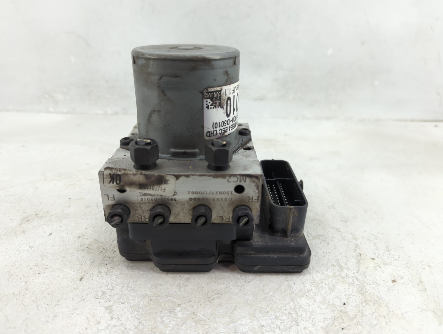 2016-2018 Kia Optima ABS Pump Control Module Replacement P/N:61589-45100 58900-D5010 Fits Fits 2016 2017 2018 OEM Used Auto 