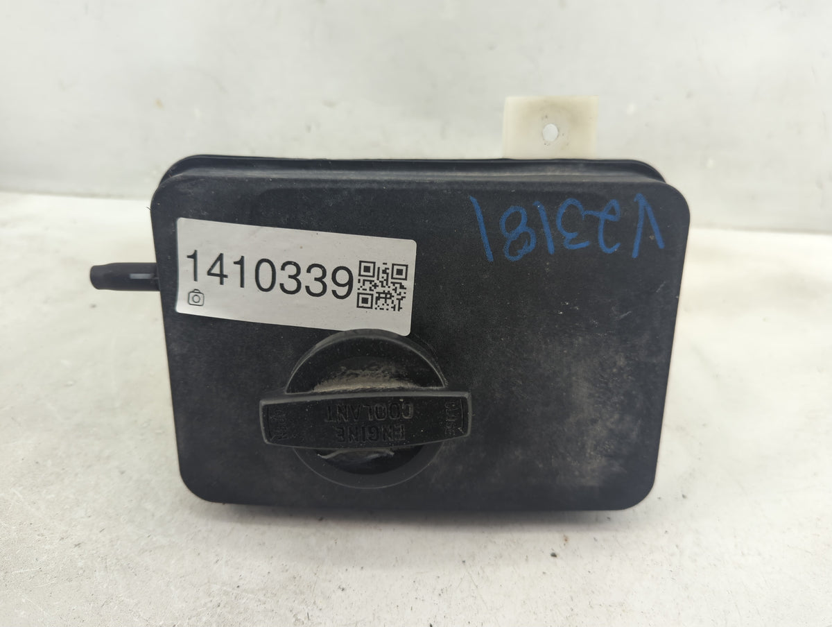 2016-2020 Kia Optima Radiator Coolant Overflow Expansion Tank Bottle 1410339 - Oemusedautoparts1.com