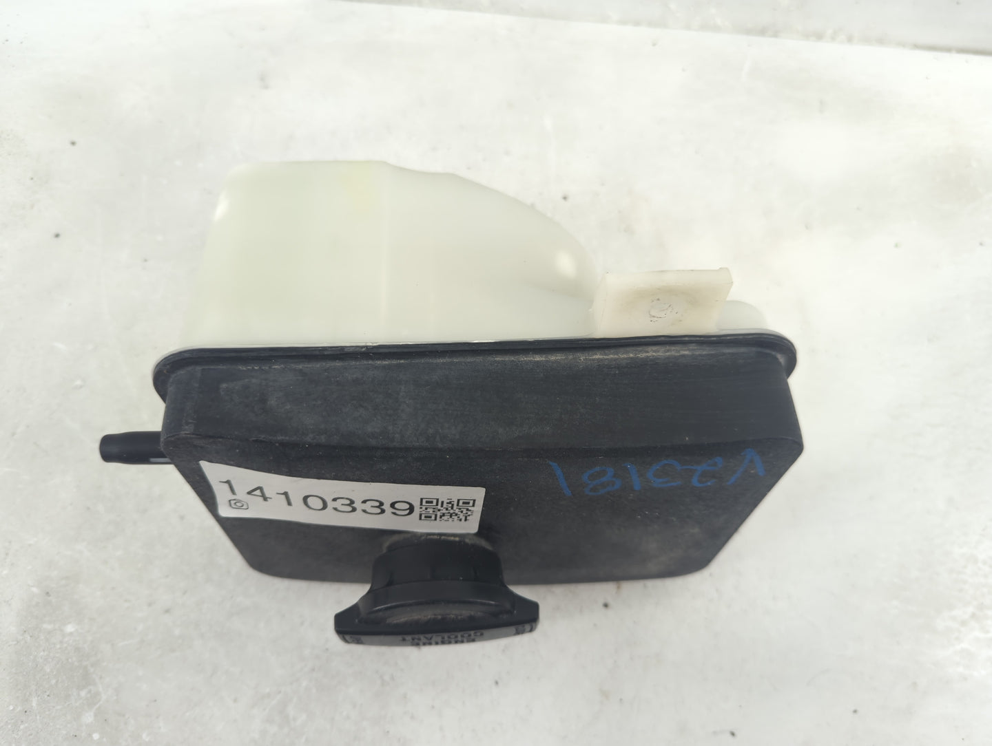 2016-2020 Kia Optima Radiator Coolant Overflow Expansion Tank Bottle 1410339 - Oemusedautoparts1.com