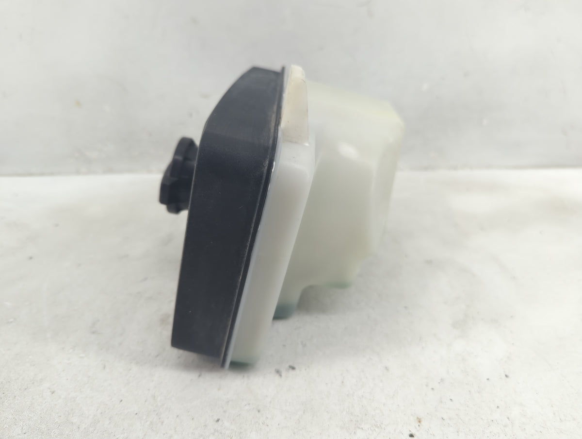 2016-2020 Kia Optima Radiator Coolant Overflow Expansion Tank Bottle 1410339 - Oemusedautoparts1.com