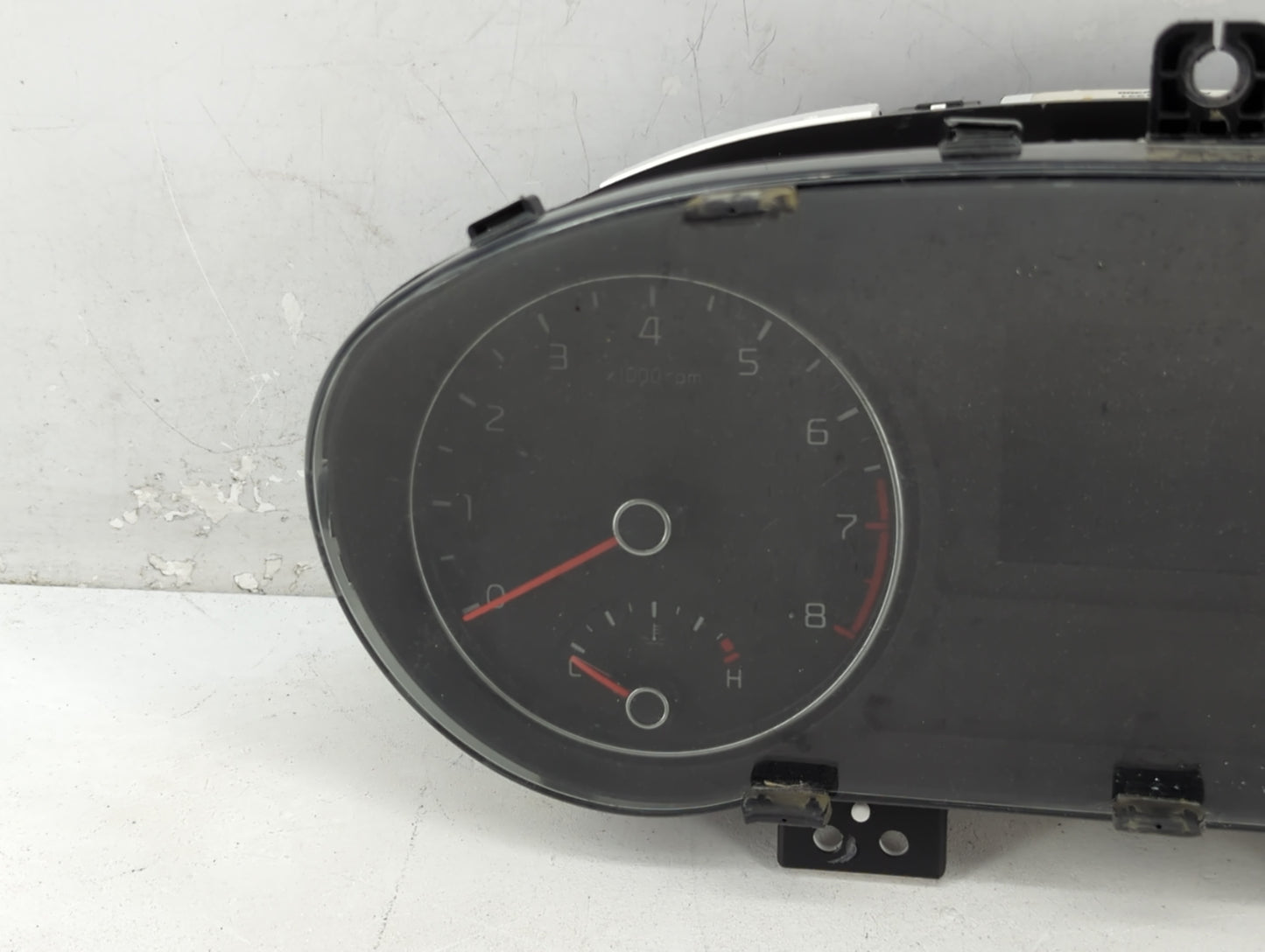 2016-2018 Kia Optima Instrument Cluster Speedometer Gauges P/N:94001-D5000 Fits Fits 2016 2017 2018 OEM Used Auto Parts - Oe