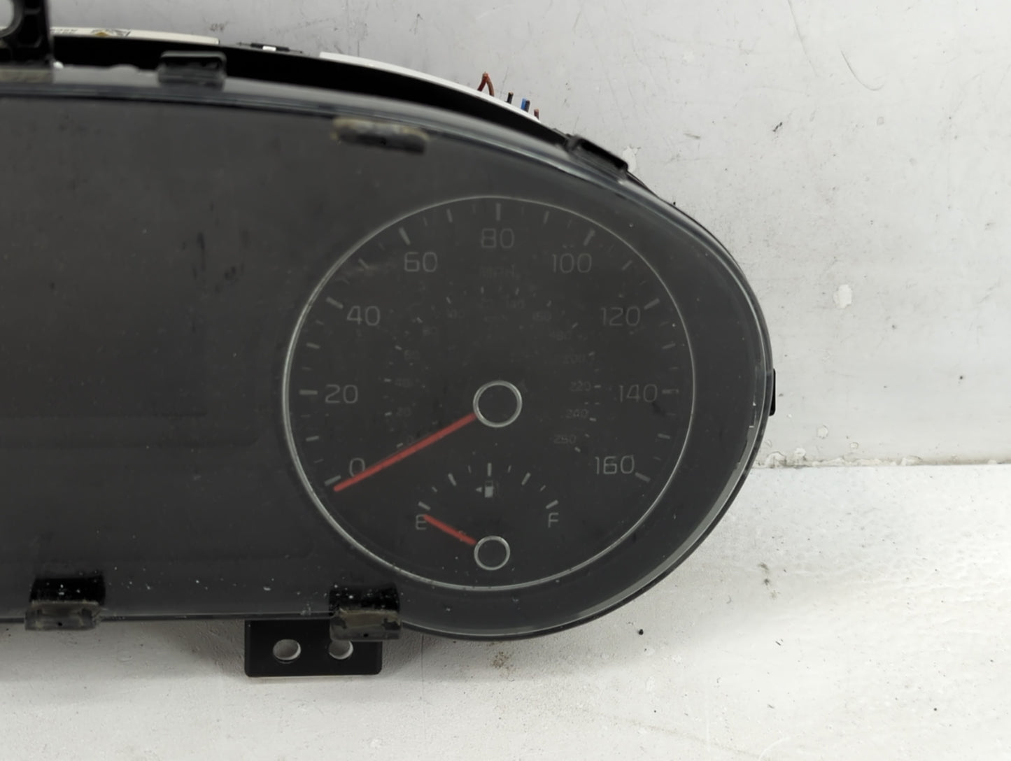 2016-2018 Kia Optima Instrument Cluster Speedometer Gauges P/N:94001-D5000 Fits Fits 2016 2017 2018 OEM Used Auto Parts - Oe