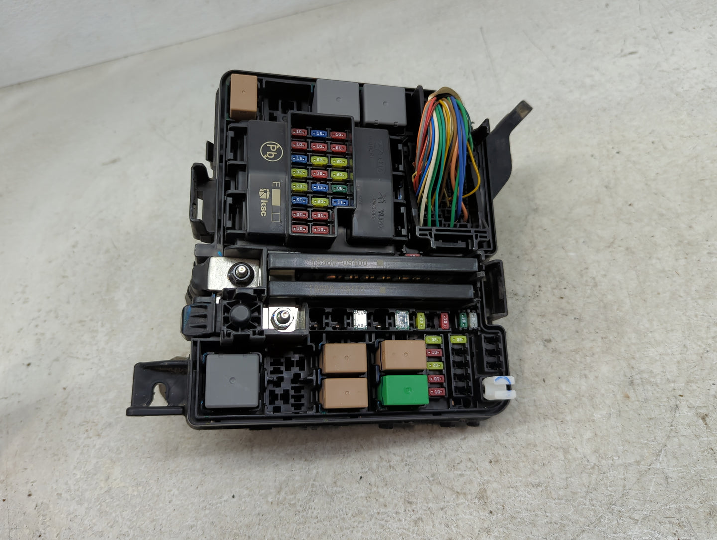 2016-2019 Kia Optima Fusebox Fuse Box Panel Relay Module Fits Fits 2016 2017 2018 2019 OEM Used Auto Parts - Oemusedautopart