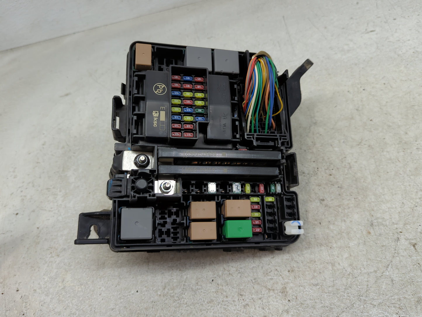 2016-2019 Kia Optima Fusebox Fuse Box Panel Relay Module Fits Fits 2016 2017 2018 2019 OEM Used Auto Parts - Oemusedautopart