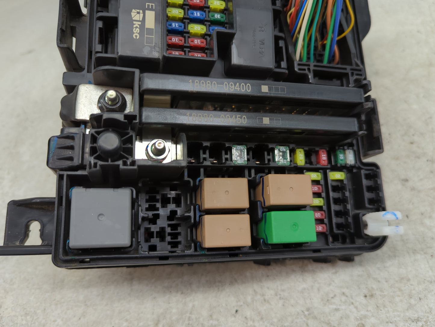 2016-2019 Kia Optima Fusebox Fuse Box Panel Relay Module Fits Fits 2016 2017 2018 2019 OEM Used Auto Parts - Oemusedautopart