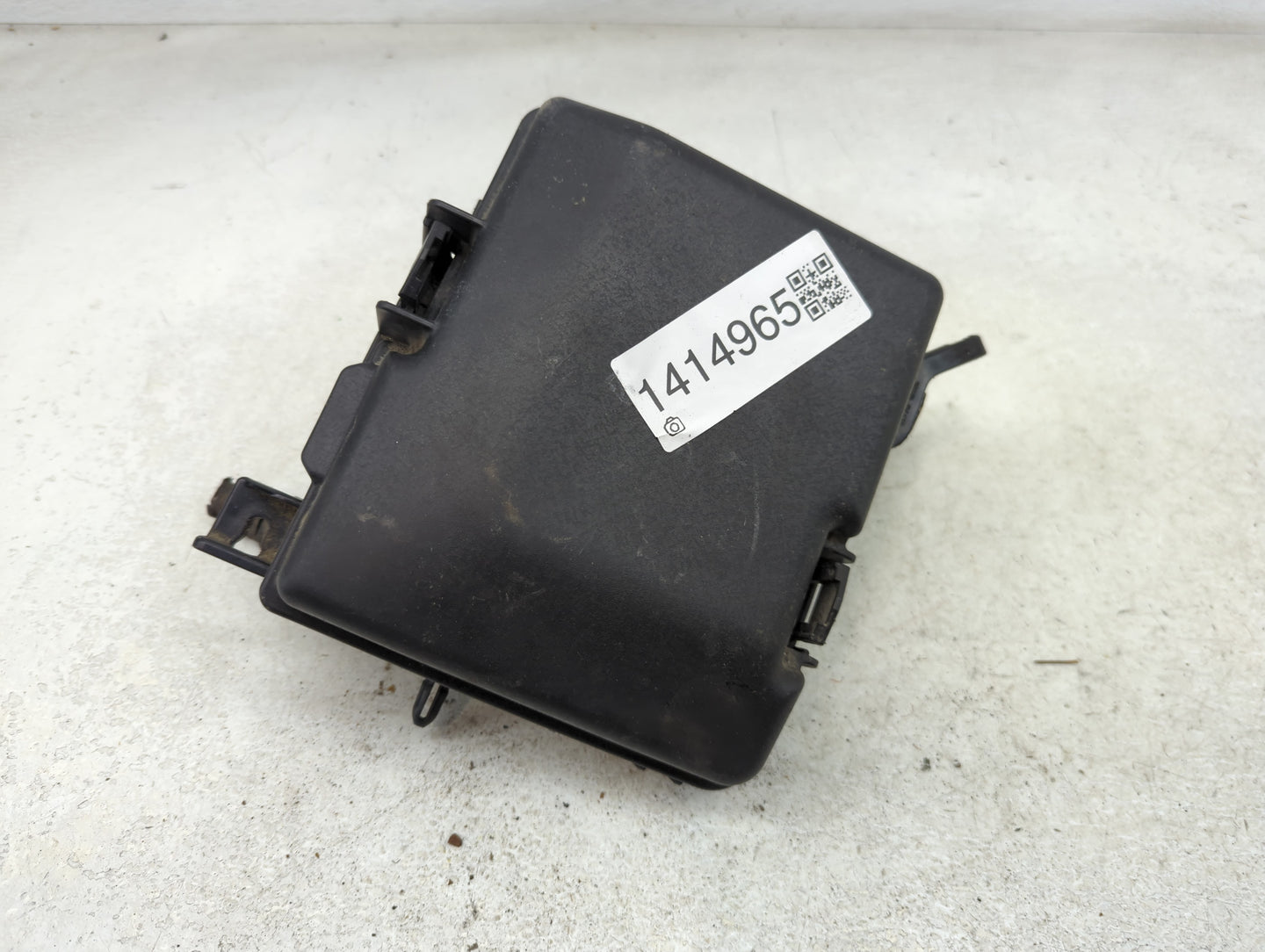 2016-2019 Kia Optima Fusebox Fuse Box Panel Relay Module P/N:91950-D5822 Fits Fits 2016 2017 2018 2019 OEM Used Auto Parts -