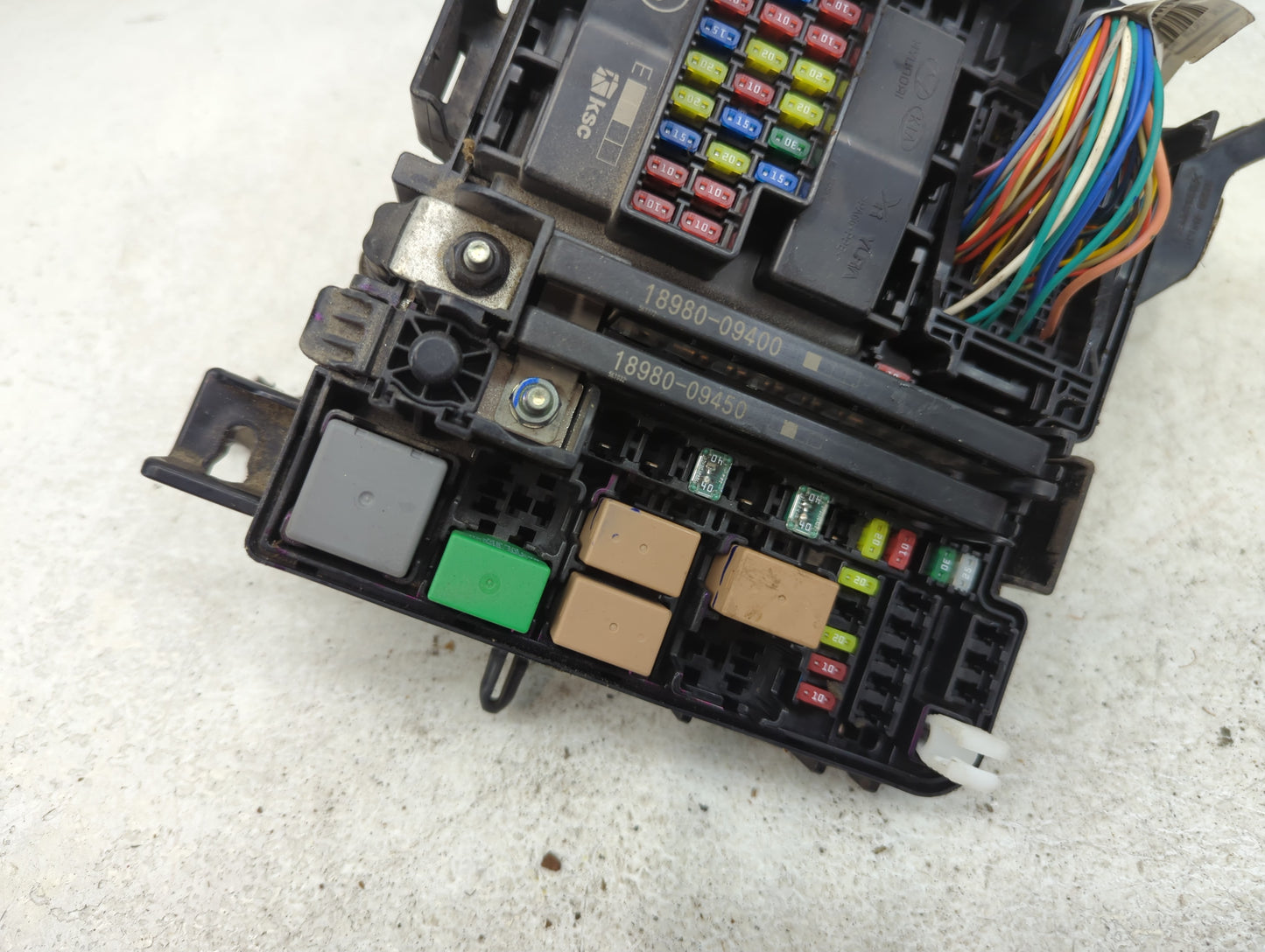 2016-2019 Kia Optima Fusebox Fuse Box Panel Relay Module P/N:91950-D5822 Fits Fits 2016 2017 2018 2019 OEM Used Auto Parts -
