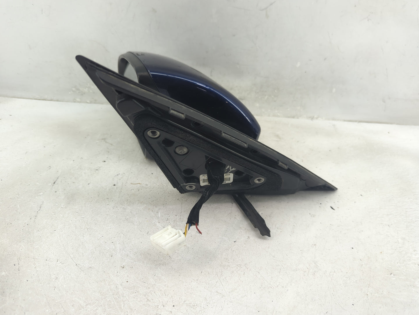 2016-2020 Kia Optima Driver Side View Mirror - Left Door Mirror OEM Used - Oemusedautoparts1.com