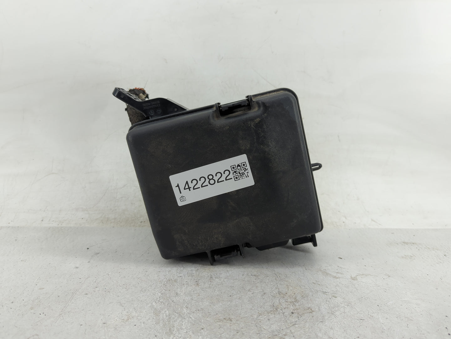 2016-2019 Kia Optima Fusebox Fuse Box Panel Relay Module P/N:91950-D5822 Fits Fits 2016 2017 2018 2019 OEM Used Auto Parts -