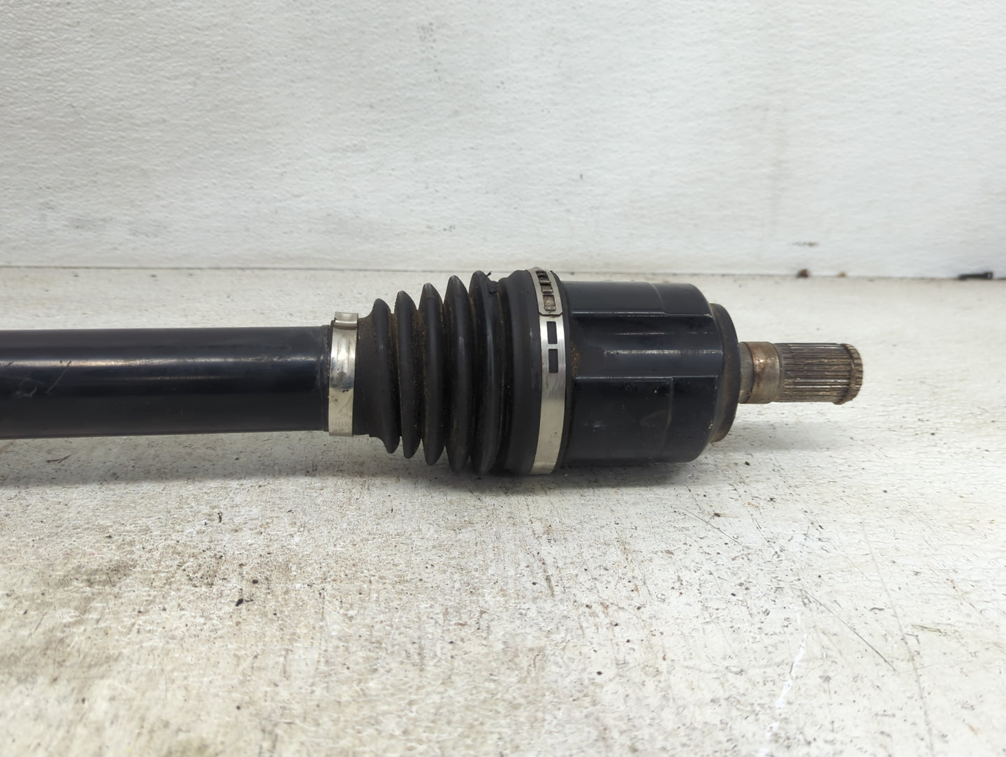 2016-2020 Kia Optima Axle Shaft Front Passenger Cv C/v - Oemusedautoparts1.com
