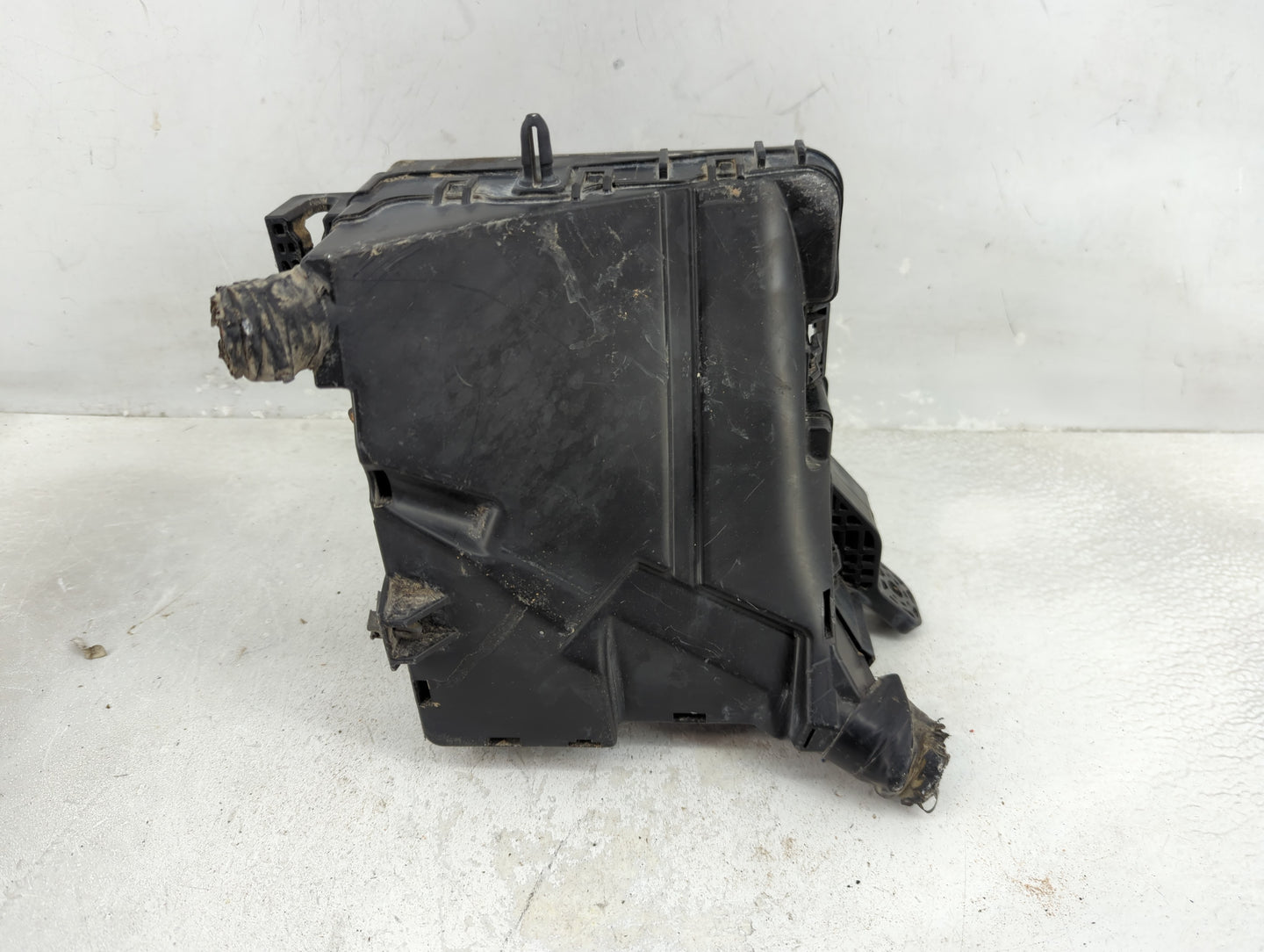 2016-2019 Kia Optima Fusebox Fuse Box Panel Relay Module P/N:91950-D5822 Fits Fits 2016 2017 2018 2019 OEM Used Auto Parts -