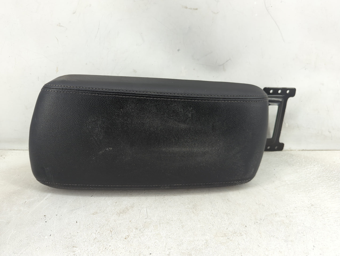 2016 Kia Optima Center Console Armrest Cover Lid Fits OEM Used Auto Parts - Oemusedautoparts1.com