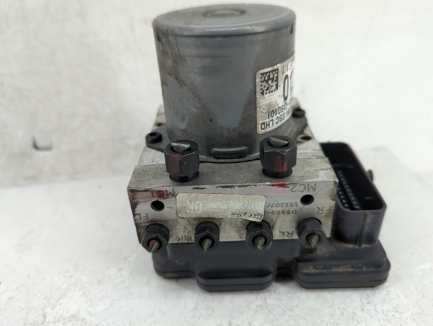 2016-2018 Kia Optima ABS Pump Control Module Replacement P/N:58900-D5010 Fits Fits 2016 2017 2018 OEM Used Auto Parts - Oemu