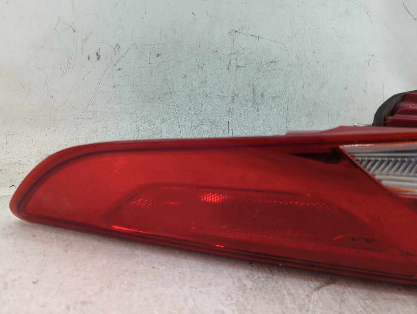 2016-2020 Kia Optima Tail Light Assembly Passenger Right OEM Fits Fits 2016 2017 2018 2019 2020 OEM Used Auto Parts - Oemuse