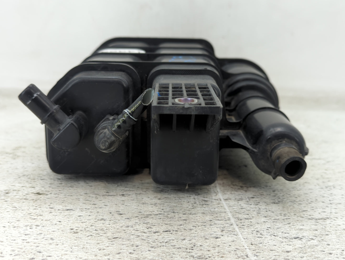 2016 Kia Optima Fuel Vapor Charcoal Canister 1432320 - Oemusedautoparts1.com