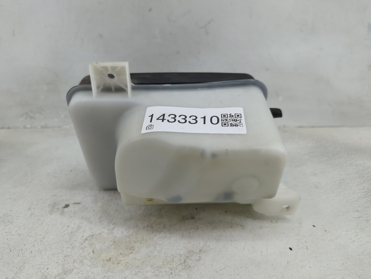 2016-2020 Kia Optima Radiator Coolant Overflow Expansion Tank Bottle 1433310 - Oemusedautoparts1.com