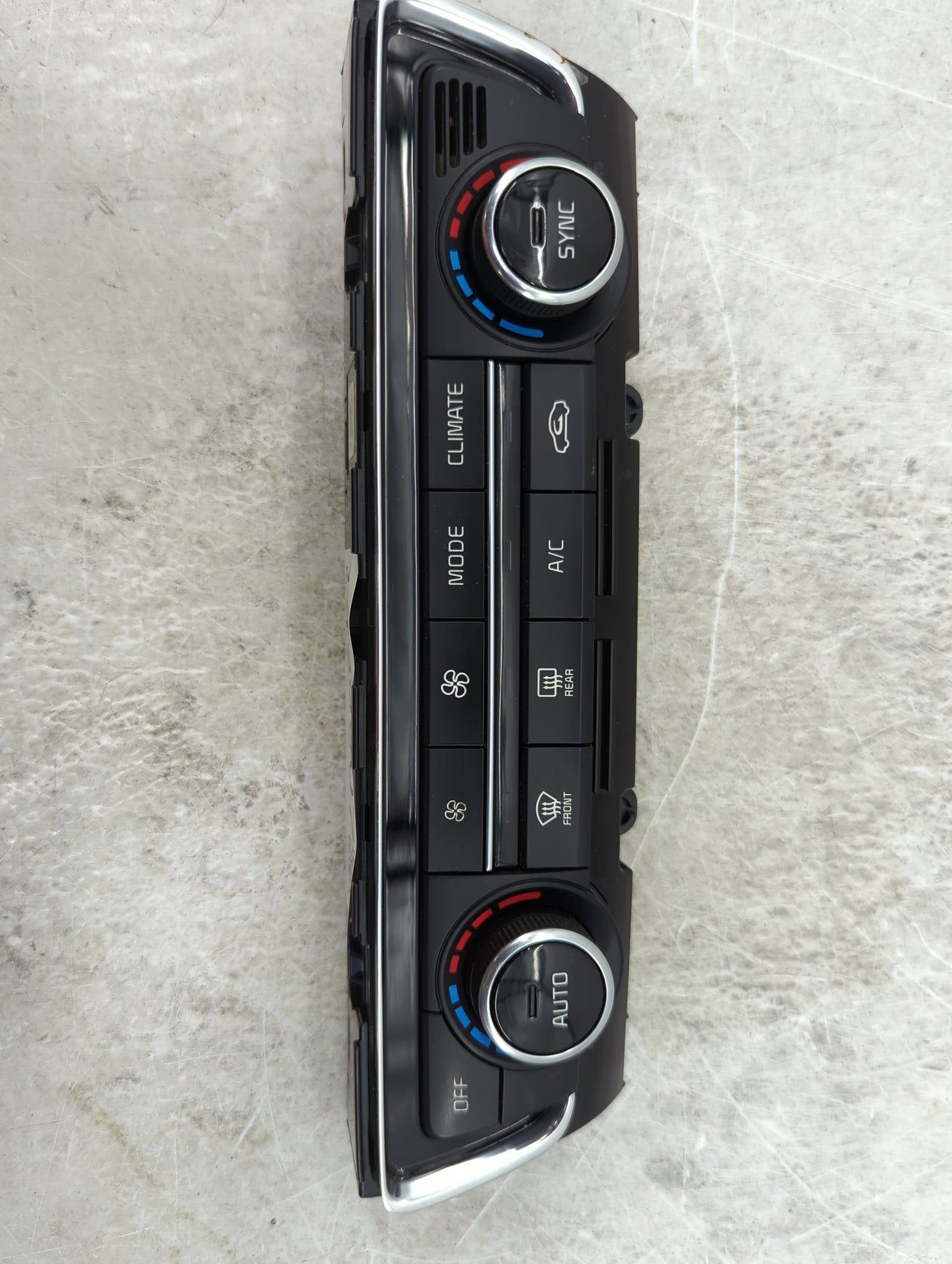 2016 Kia Optima Climate Control Module Temperature AC/Heater Replacement P/N:97250-D5701 Fits OEM Used Auto Parts - Oemuseda