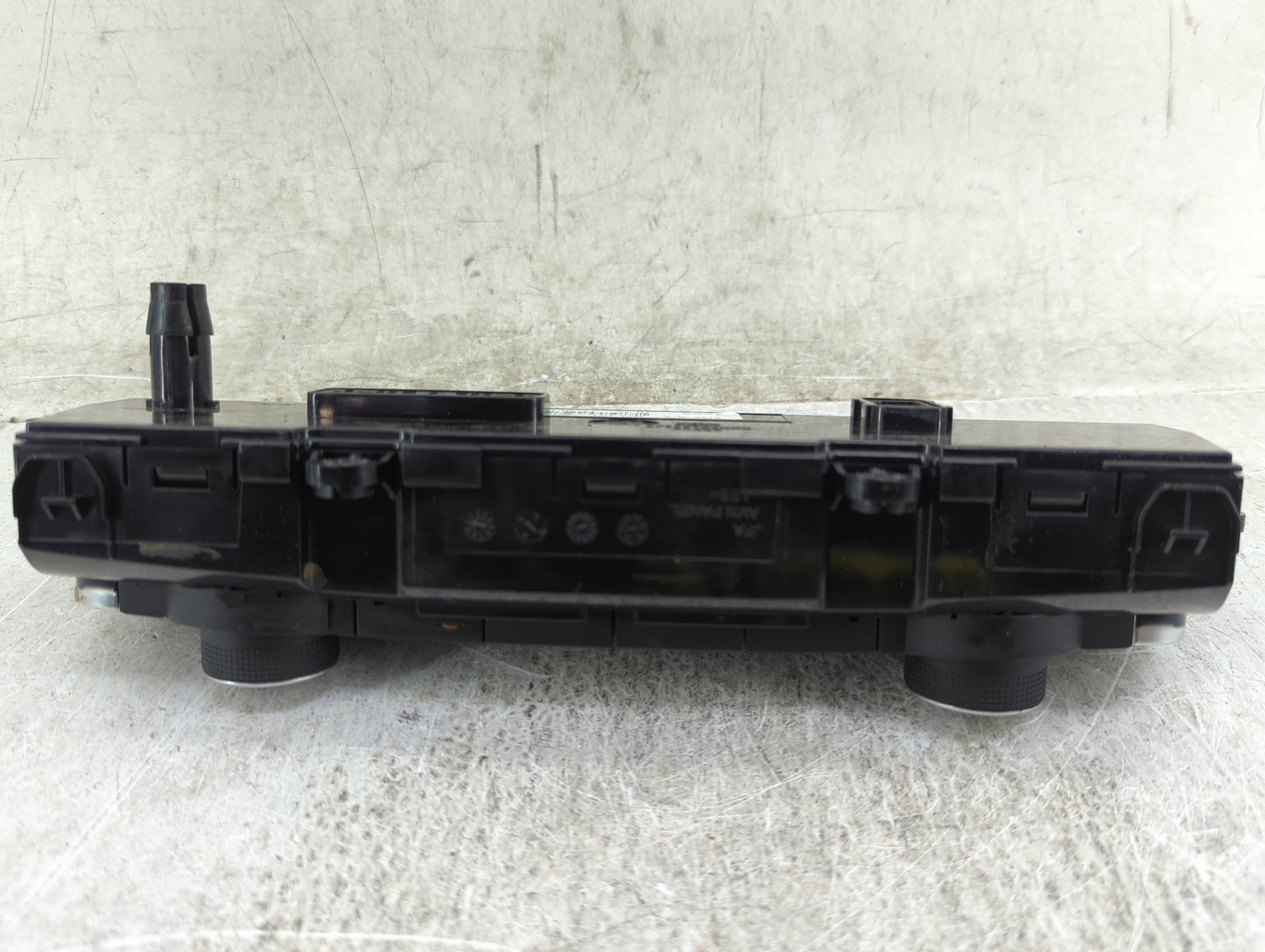 2016 Kia Optima Climate Control Module Temperature AC/Heater Replacement P/N:97250-D5701 Fits OEM Used Auto Parts - Oemuseda