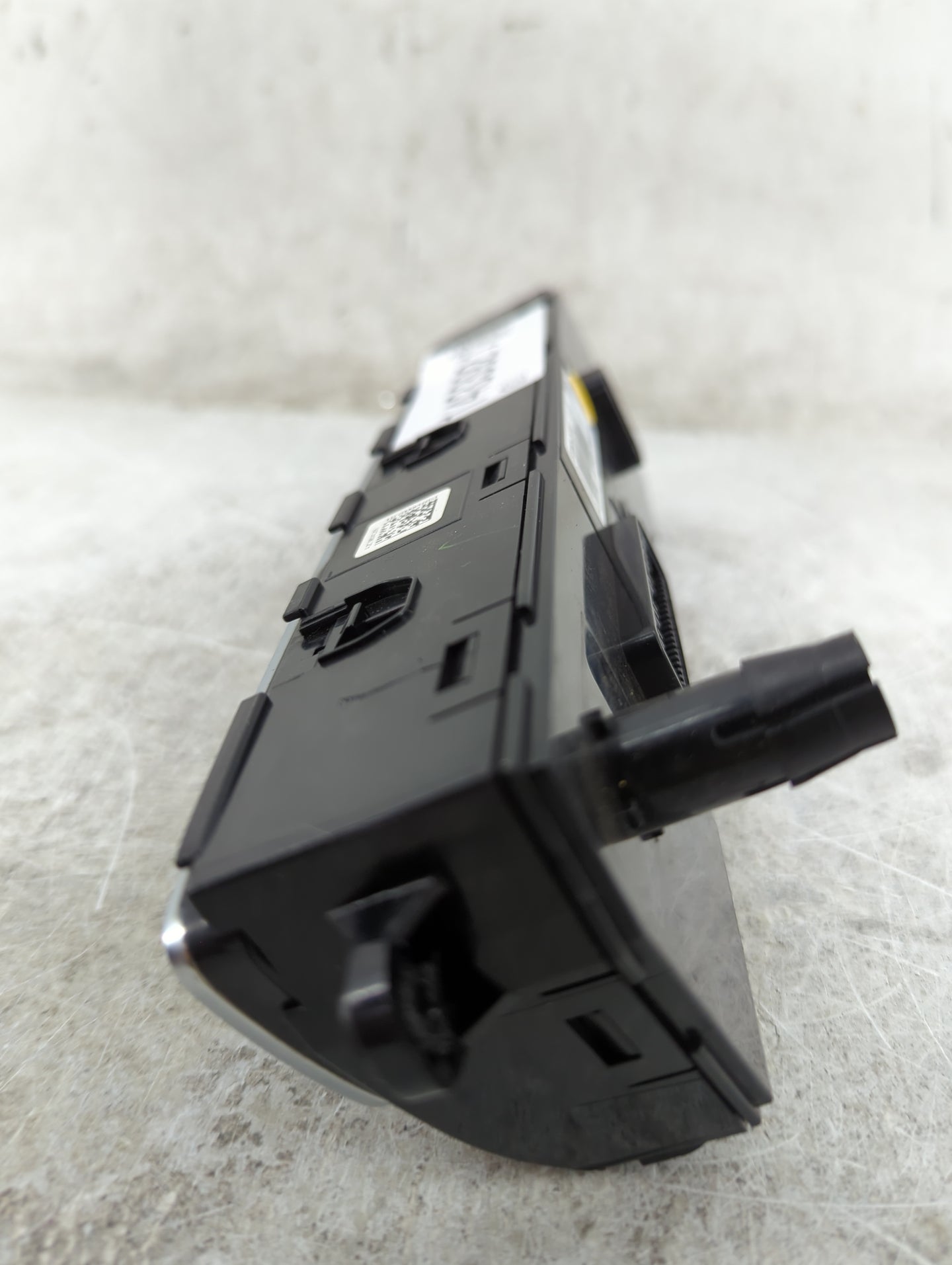 2016 Kia Optima Climate Control Module Temperature AC/Heater Replacement P/N:97250-D5700 Fits OEM Used Auto Parts - Oemuseda