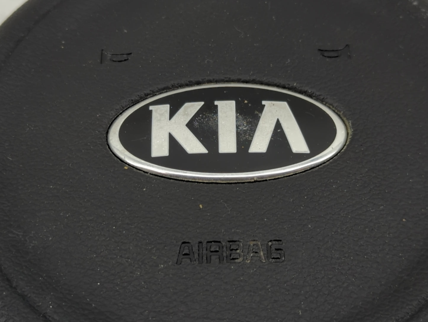 2016 Kia Optima Air Bag Driver Left Steering Wheel Mounted P/N:1048617 Fits OEM Used Auto Parts - Oemusedautoparts1.com