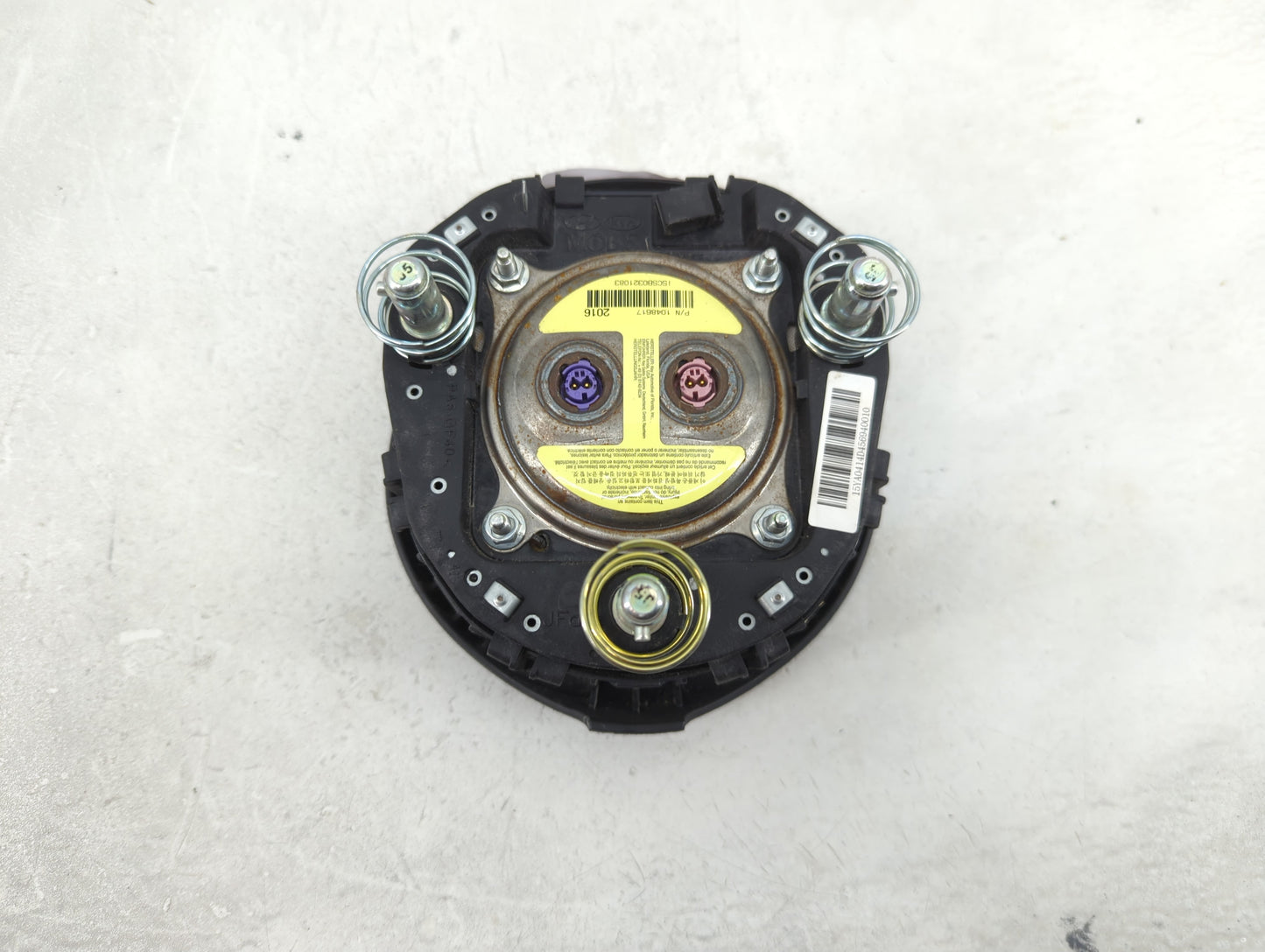 2016 Kia Optima Air Bag Driver Left Steering Wheel Mounted P/N:1048617 Fits OEM Used Auto Parts - Oemusedautoparts1.com