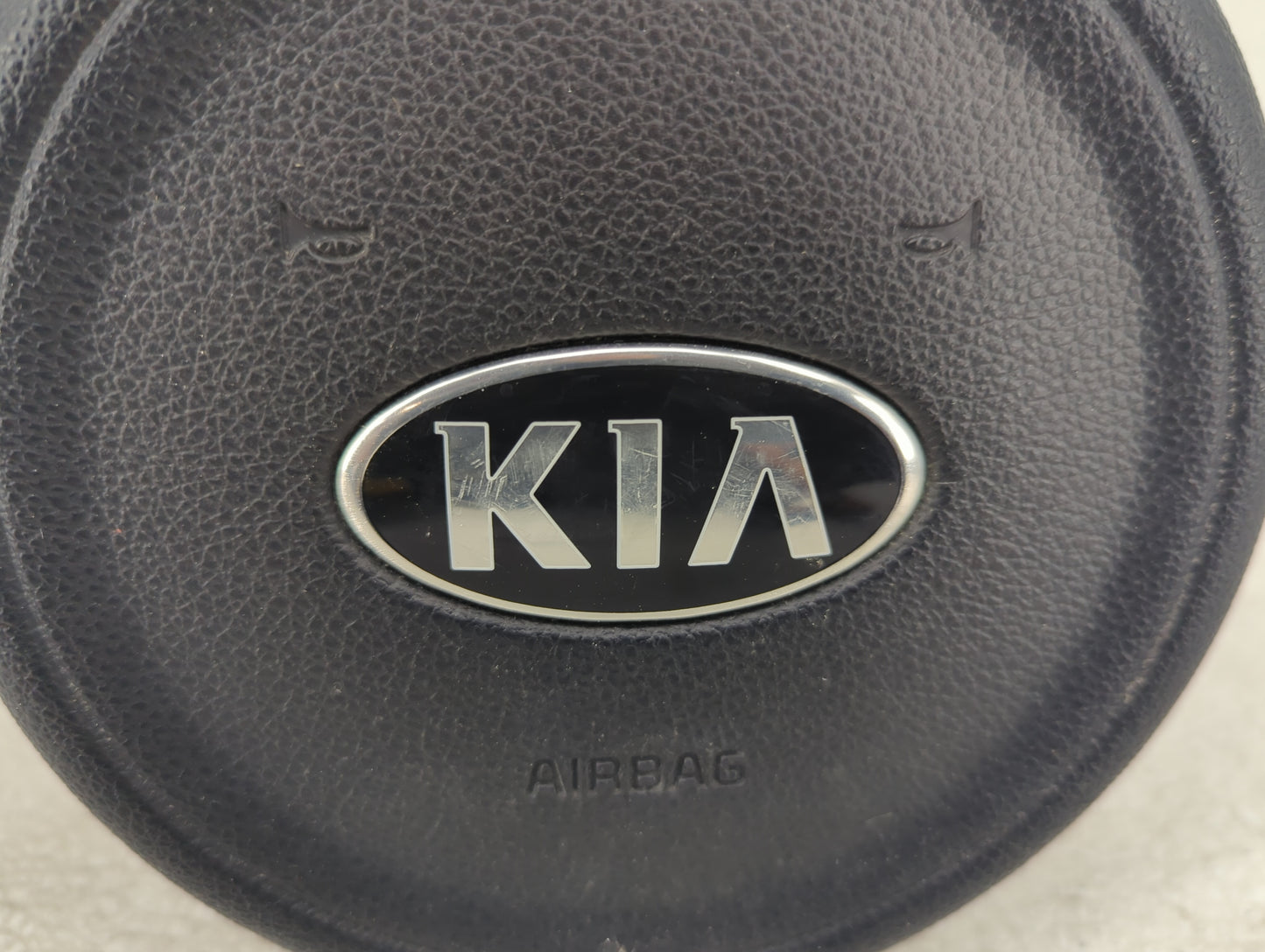 2016-2018 Kia Optima Air Bag Driver Left Steering Wheel Mounted P/N:1048617 Fits Fits 2016 2017 2018 OEM Used Auto Parts - O