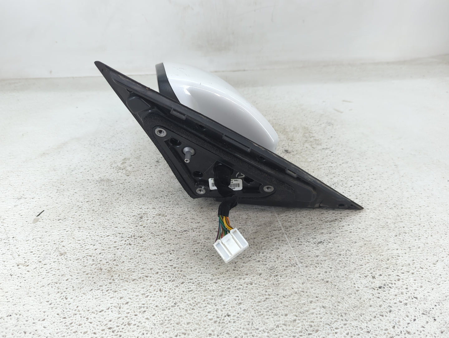 2016-2020 Kia Optima Driver Side View Mirror - Left Door Mirror OEM Used - Oemusedautoparts1.com