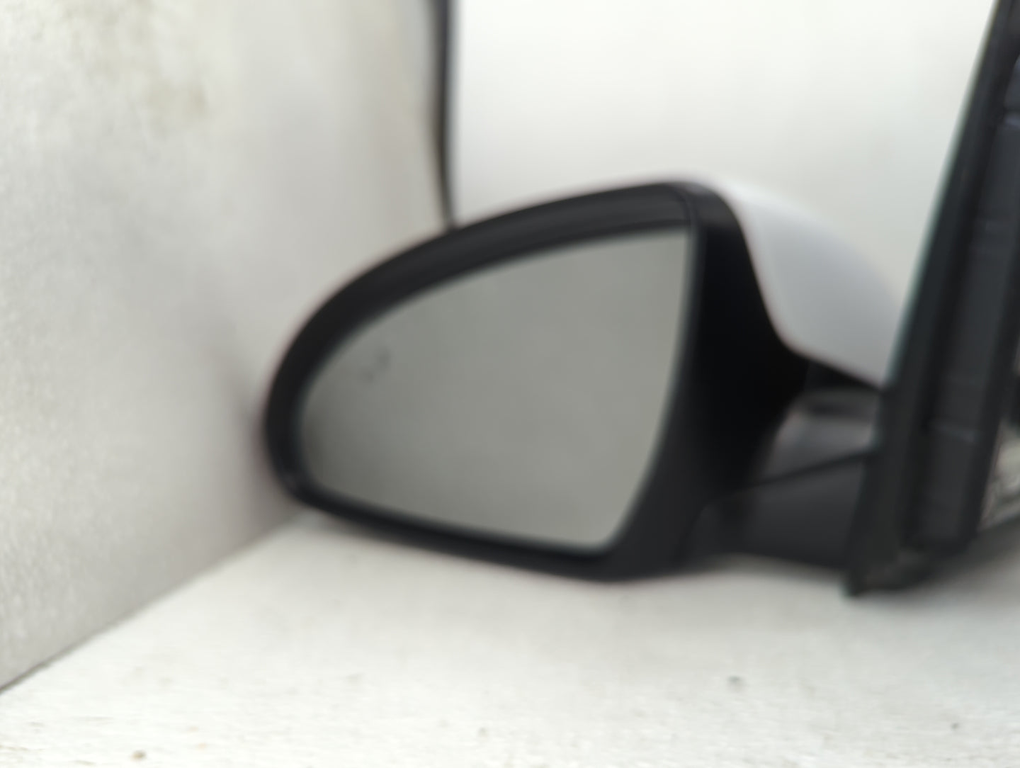 2016-2020 Kia Optima Driver Side View Mirror - Left Door Mirror OEM Used - Oemusedautoparts1.com