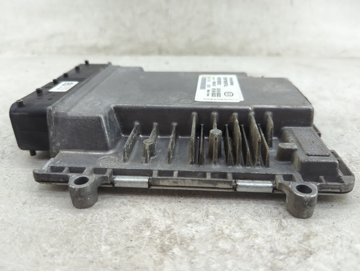 2016-2018 Kia Optima PCM Engine Control Computer ECU ECM PCU OEM P/N:39138-2GGC0 39108-2GGC0 Fits Fits 2016 2017 2018 OEM Us
