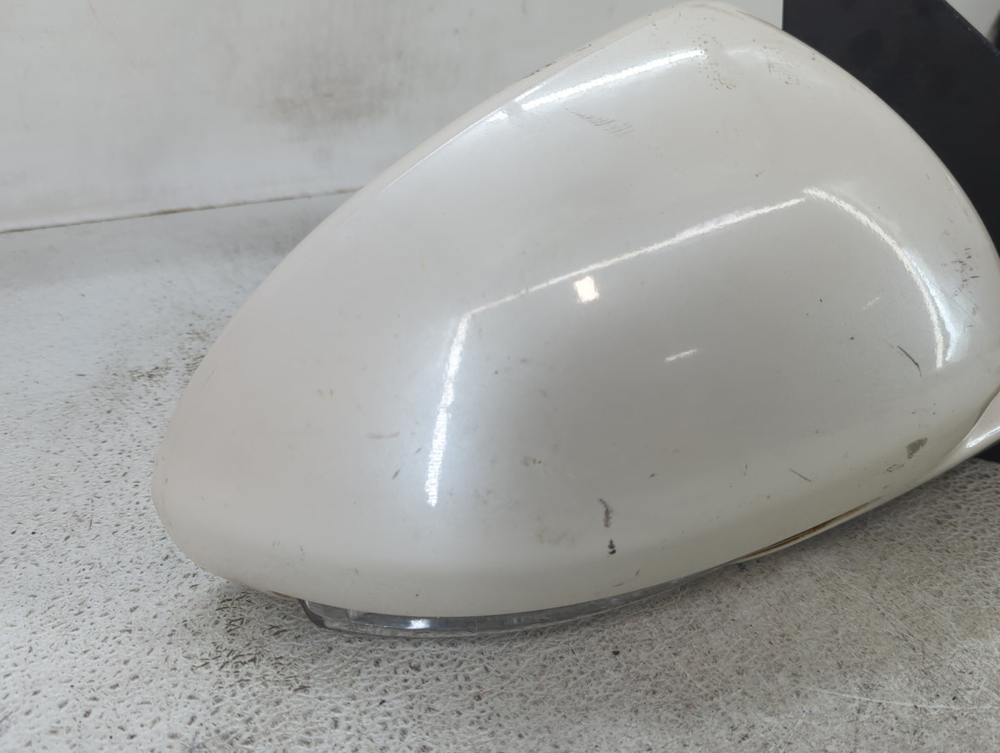 2016-2019 Kia Optima Passenger Side View Mirror - Right Door Mirror OEM Used - Oemusedautoparts1.com