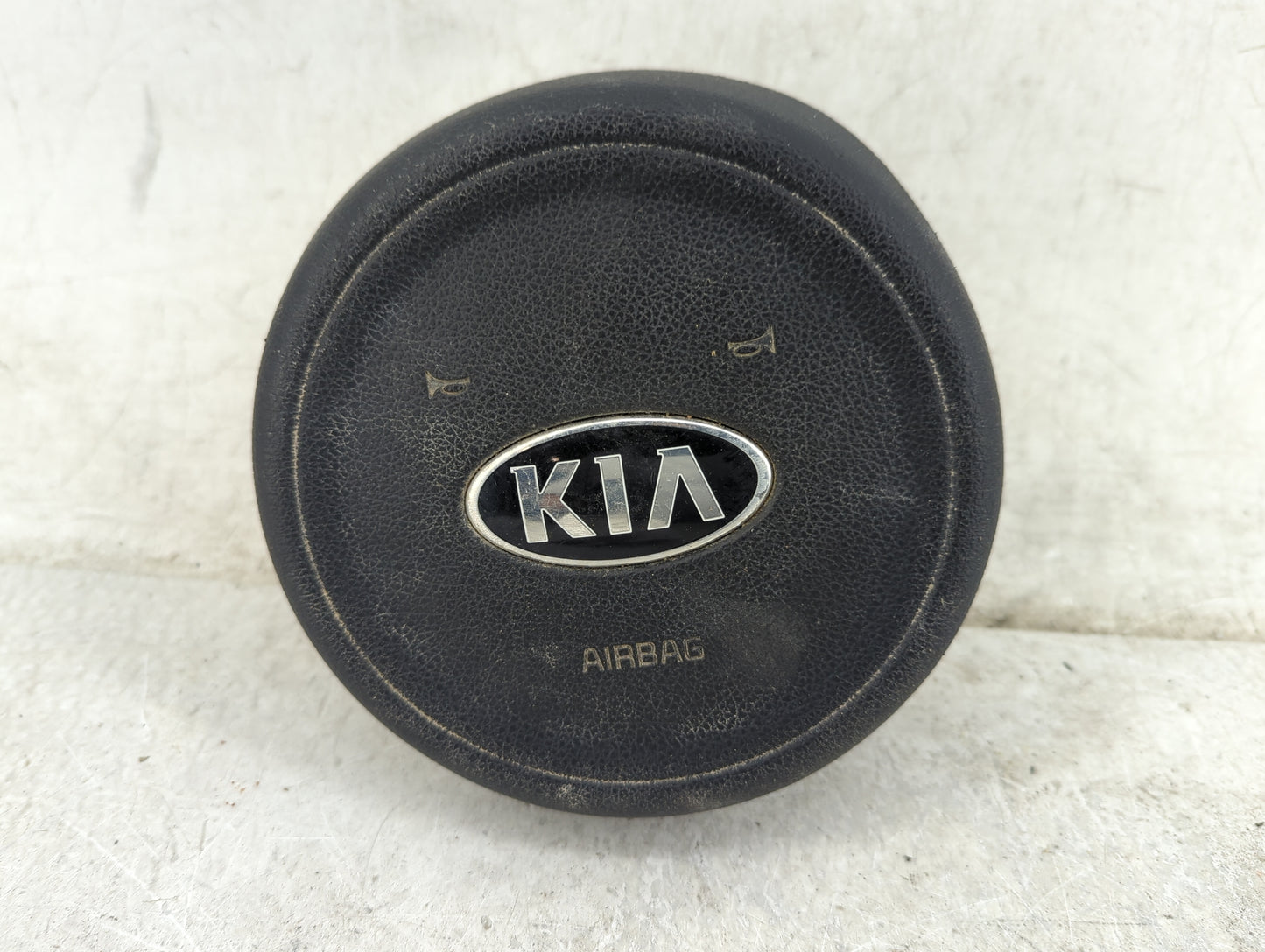 2016-2018 Kia Optima Air Bag Driver Left Steering Wheel Mounted Black 1458895 - Oemusedautoparts1.com