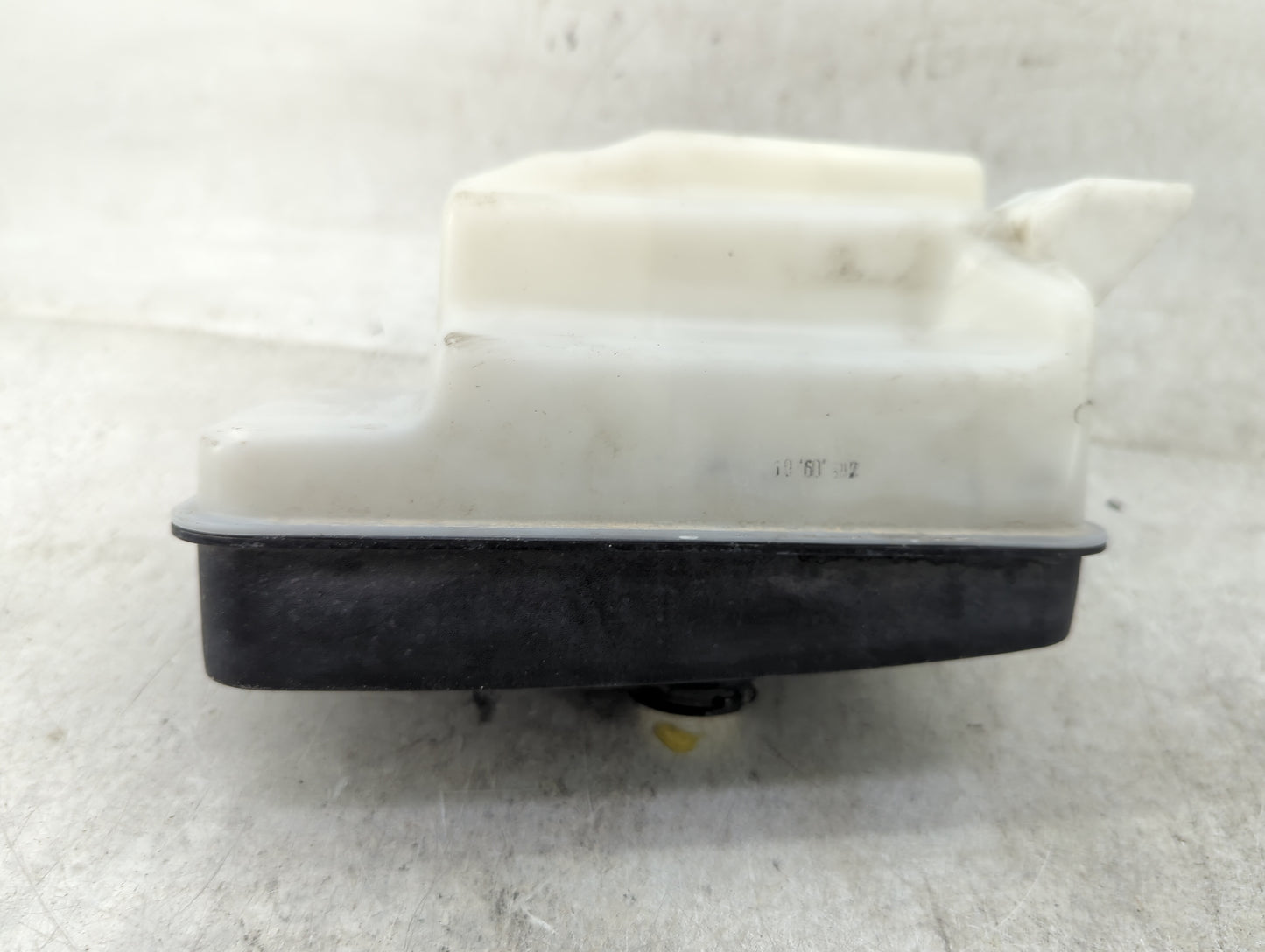 2016-2020 Kia Optima Radiator Coolant Overflow Expansion Tank Bottle 1459997 - Oemusedautoparts1.com