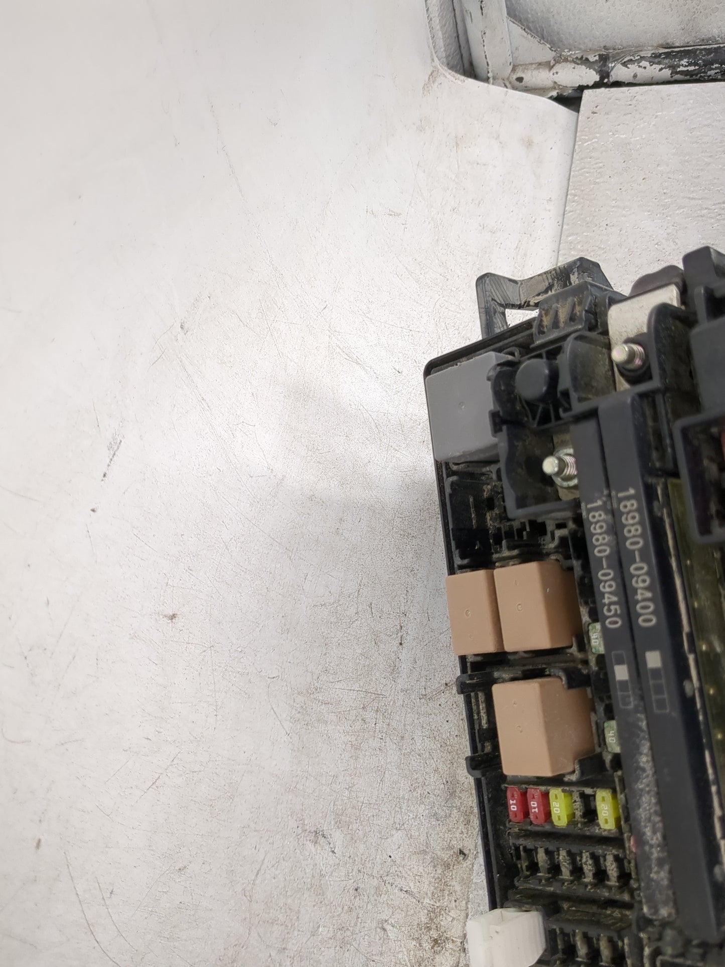 2016-2019 Kia Optima Fusebox Fuse Box Panel Relay Module P/N:18980-09400 18980-09450, T91202D5 Fits Fits 2016 2017 2018 2019