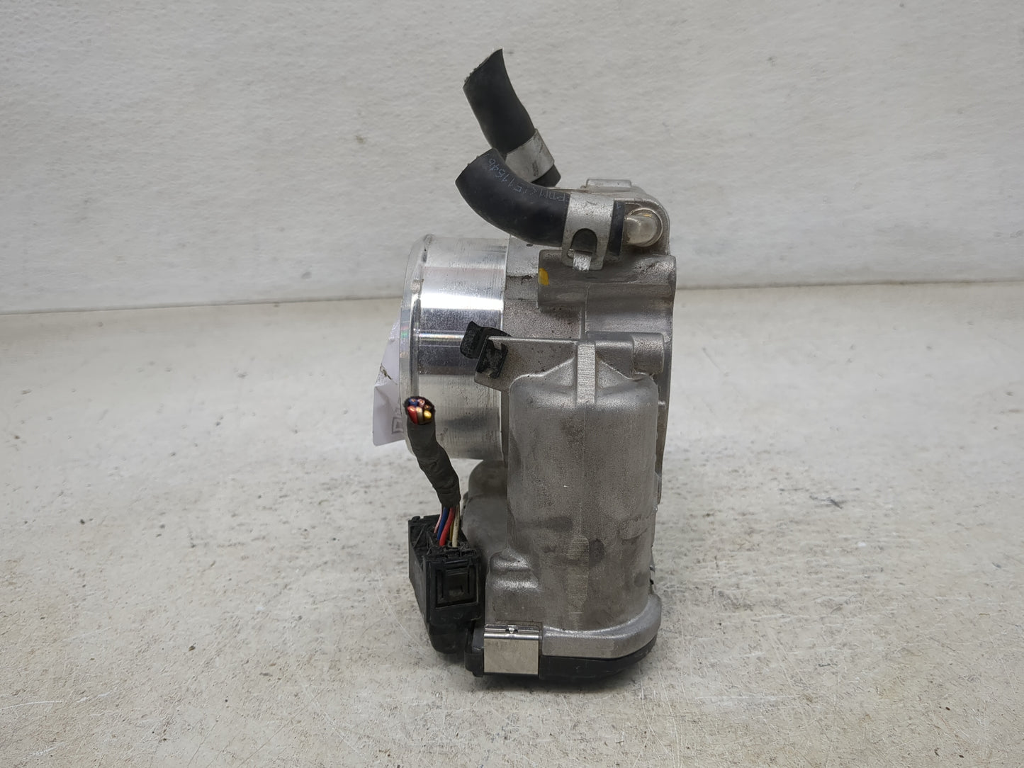 2016-2020 Kia Optima Throttle Body P/N:0 280 750 618 35100-2G600 Fits Fits 2015 2016 2017 2018 2019 2020 2021 OEM Used Auto 
