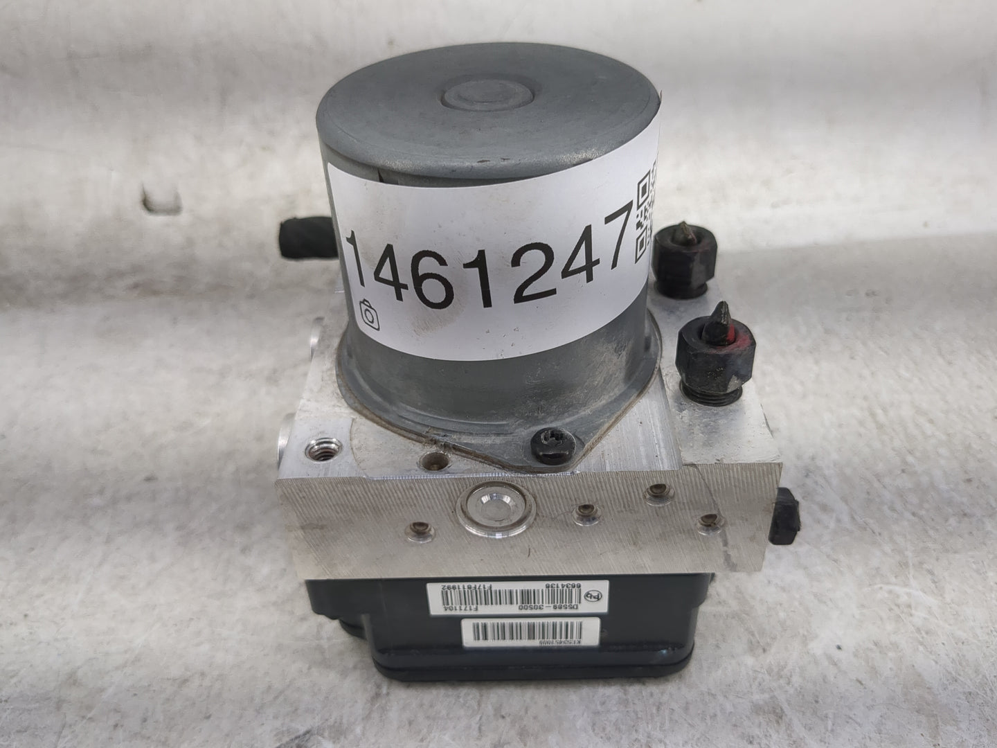 2016-2018 Kia Optima ABS Pump Control Module Replacement P/N:D5589-30500 Fits Fits 2016 2017 2018 OEM Used Auto Parts - Oemu