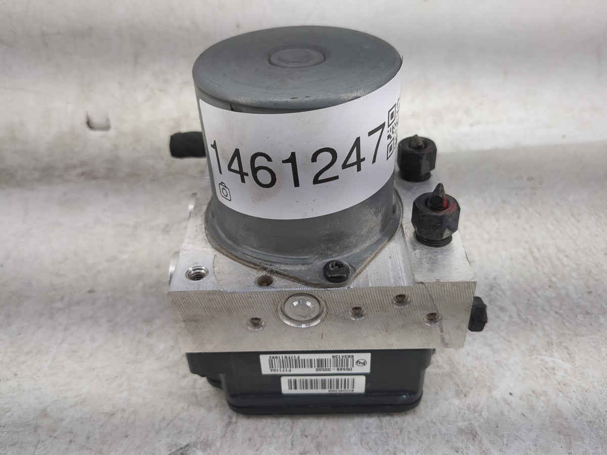 2016-2018 Kia Optima Anti-Lock Brake ABS Pump Module Actuator OEM P/N:D5589-30500 Fits Fits 2016 2017 2018 OEM Used Auto Par