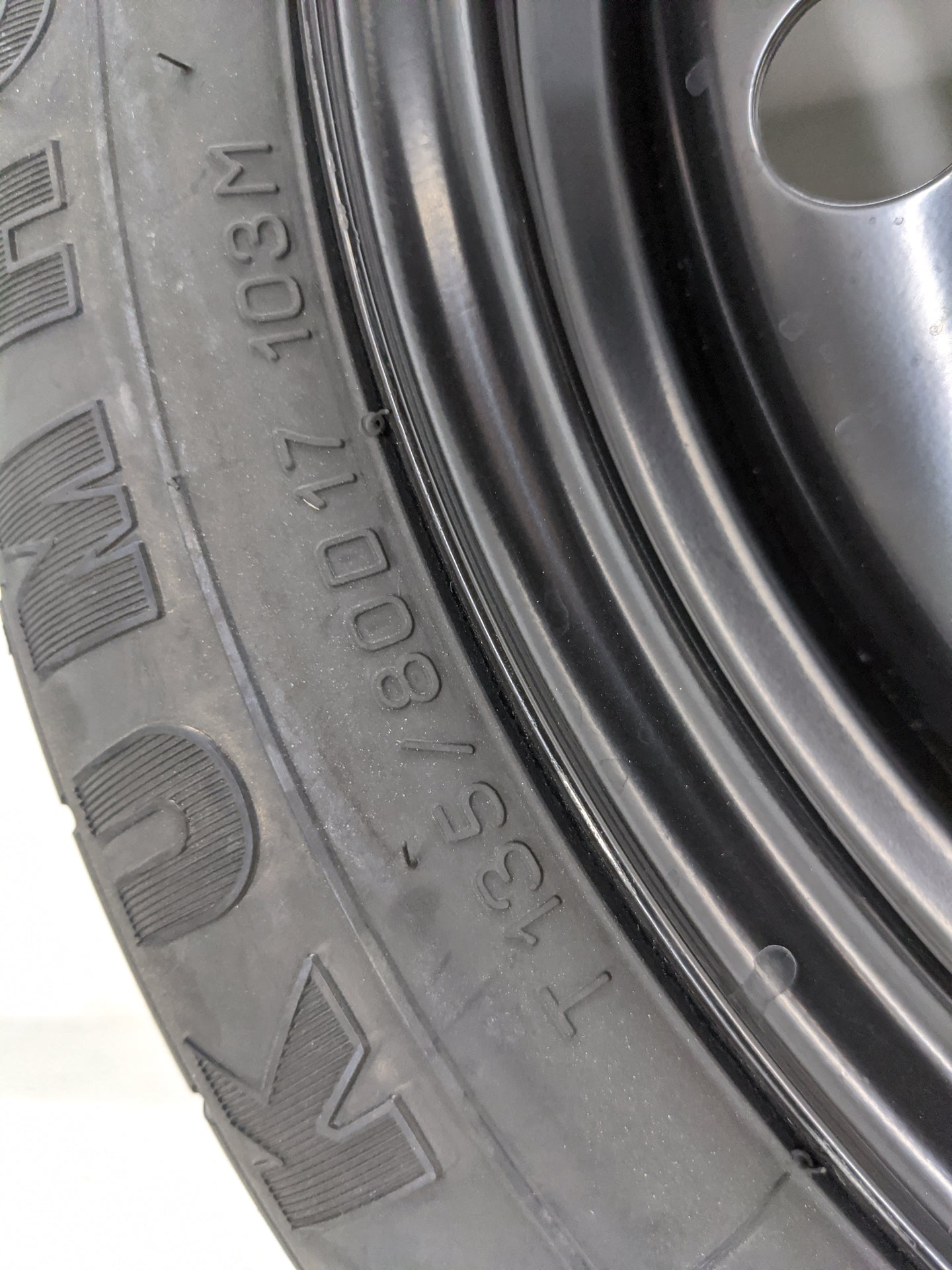 2016-2020 Kia Optima Spare Donut Tire Wheel Rim Oem 1461508 - Oemusedautoparts1.com